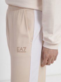 Спортивні штани EA7 Tonal Block модель 3RTP68-TJKPZ-1741 Спортивні штани EA7 Tonal Block модель 3RTP68-TJKPZ-1741 Фото