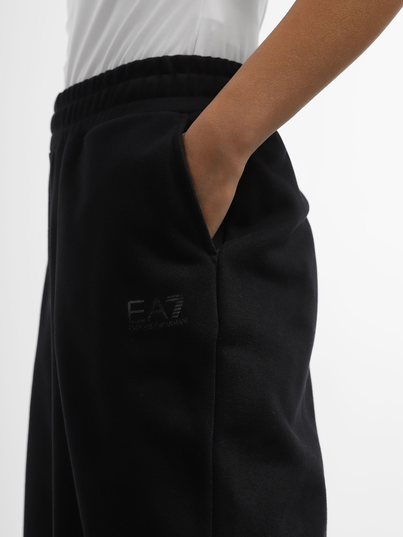 Штаны спортивные EA7 Comzy модель 6RTP56-TJQTZ-1200 Фото