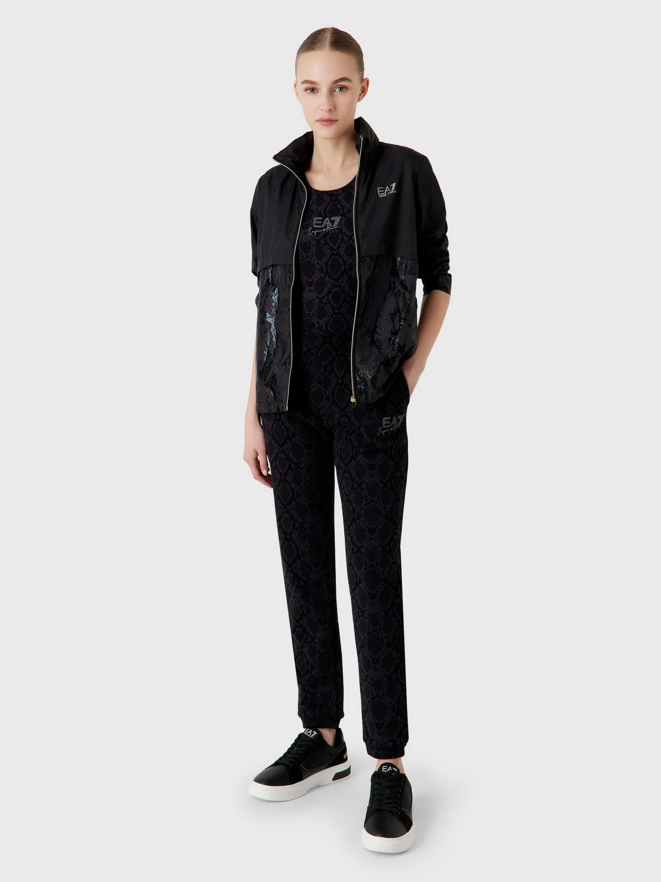 Футболка EA7 Graphic Series модель 6RTT07-TJQDZ-2238 Фото