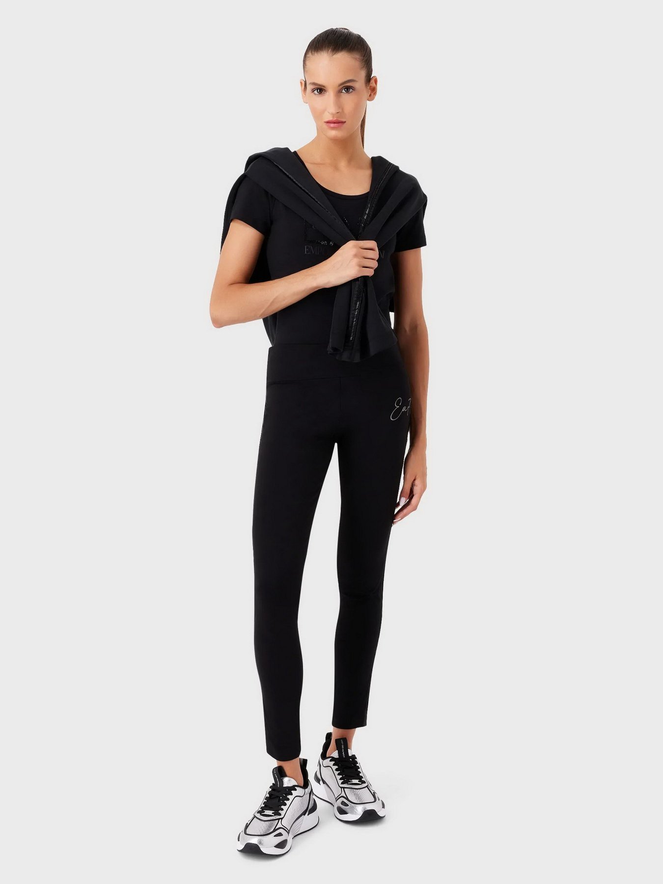 Футболка EA7 Logo Series модель 6RTT29-TJRQZ-1200 Футболка EA7 Logo Series модель 6RTT29-TJRQZ-1200 Фото