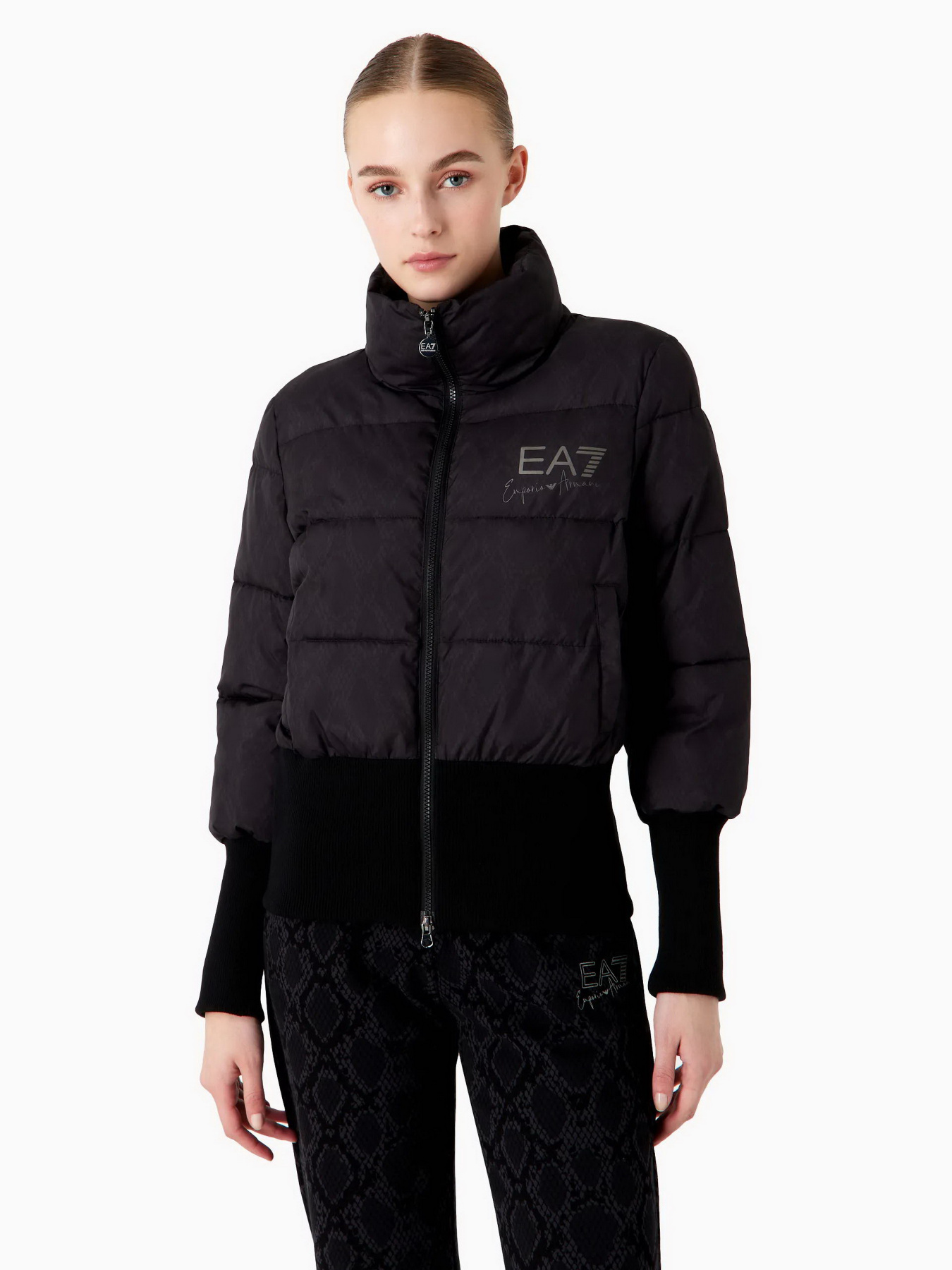 Зимняя куртка EA7 Graphic Series ARDOR7 RECYCLED модель 6RTB03-TNF8Z-2238 Фото