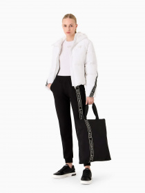 Зимняя куртка EA7 Logo Series CALIDUM7 модель 6RTB25-TN8AZ-1100 Фото