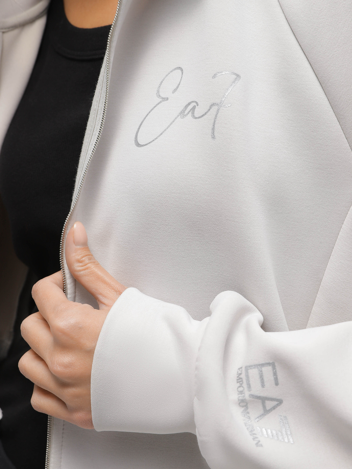 Кофта EA7 Precious модель 6RTM19-TJDCZ-1931 Фото