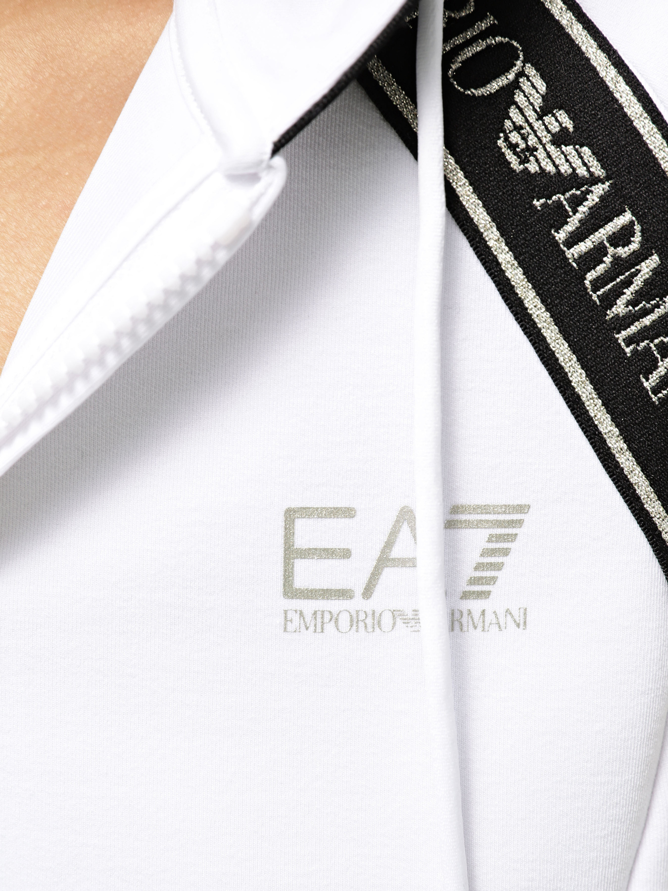 Кофта EA7 Logo Series модель 6RTM26-TJKWZ-1100 Кофта EA7 Logo Series модель 6RTM26-TJKWZ-1100 Фото