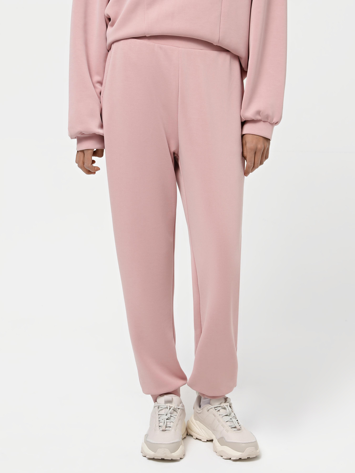 Спортивний костюм EA7 Core Lady Relax Модель 6RTV52-TJDCZ-1418 Фото