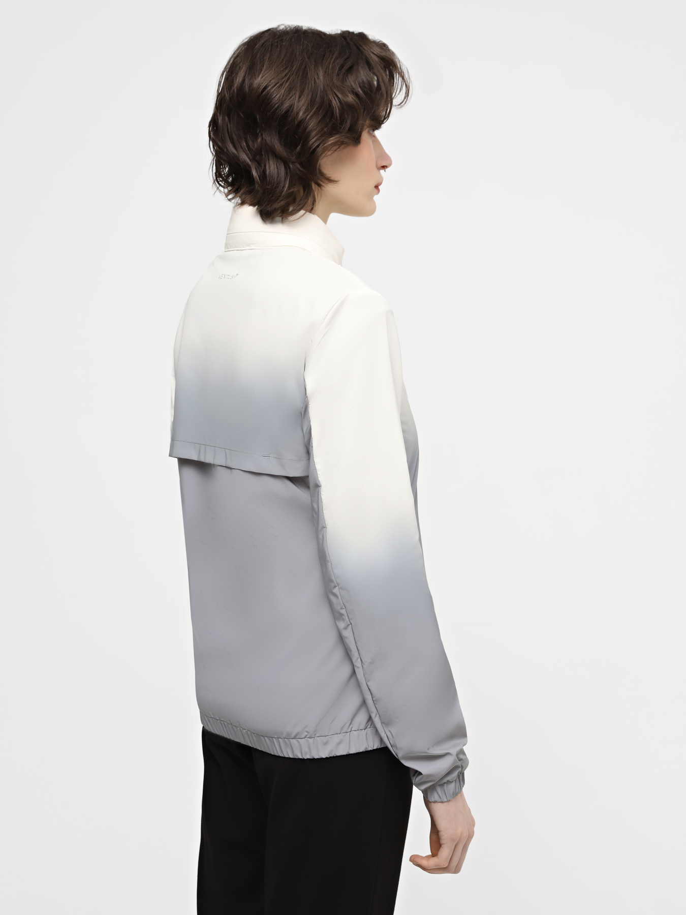 Демісезонна куртка EA7 Ventus7 модель 3DTB09-TNEWZ-2228 Фото