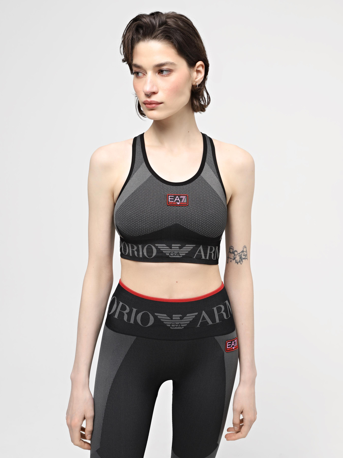 Топ спортивный EA7 Vigor7 модель 3DTH60-TJDGZ-1200 Фото