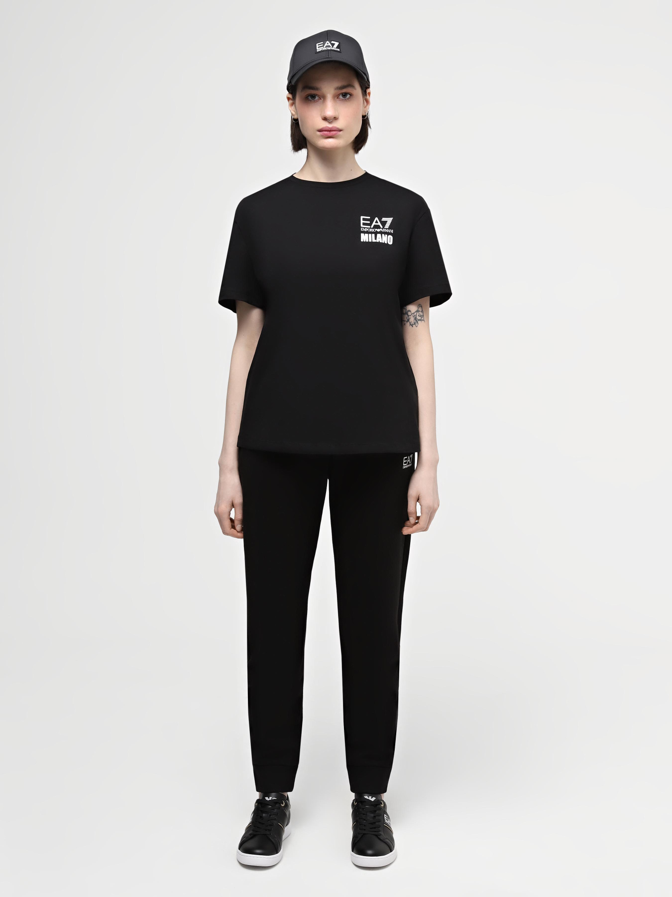 Штани спортивні EA7 Logo Series модель 3DTP65-TJQLZ-1200 Фото