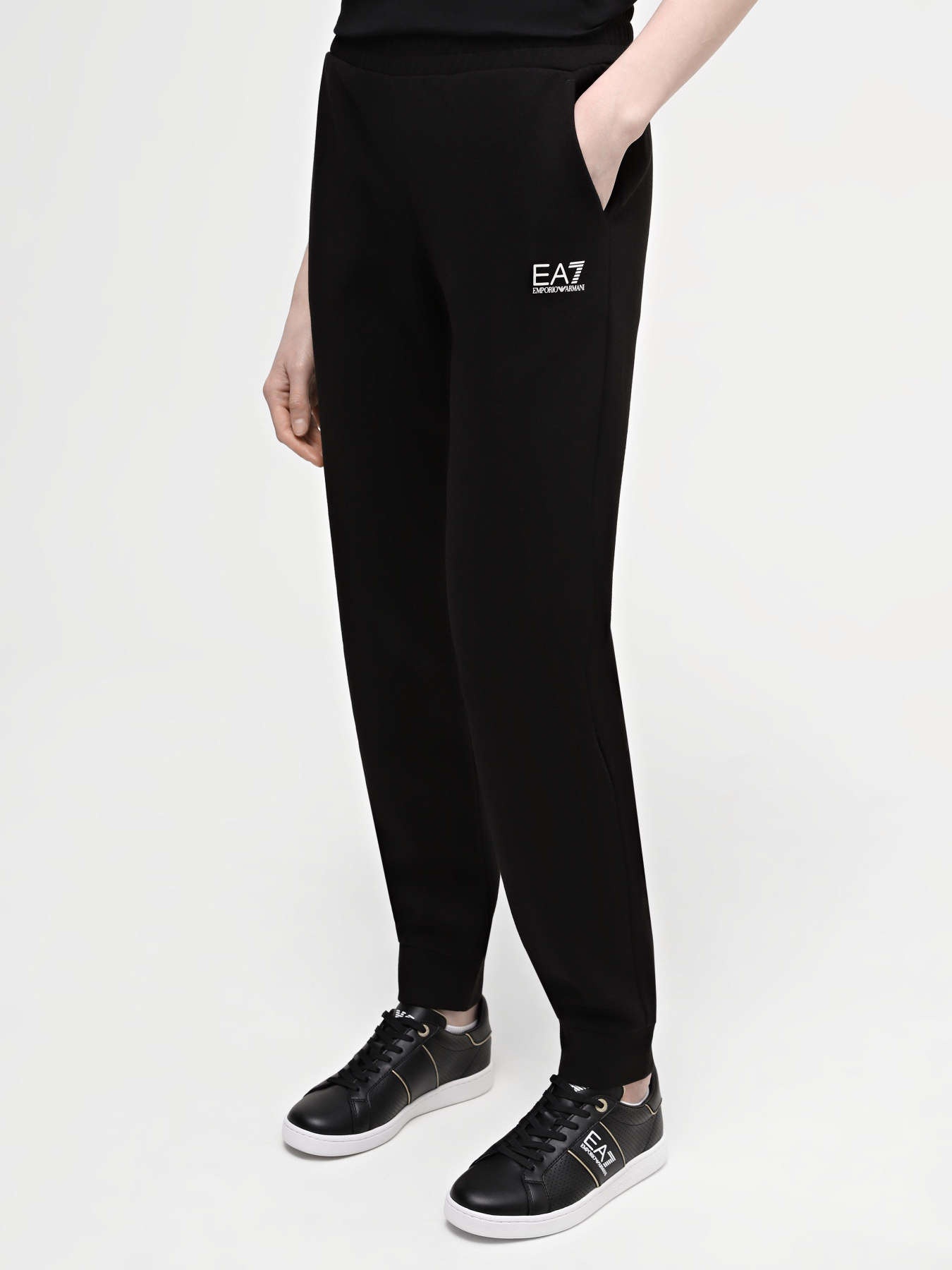 Спортивні штани EA7 Logo Series модель 3DTP65-TJQLZ-1200 Спортивні штани EA7 Logo Series модель 3DTP65-TJQLZ-1200 Фото