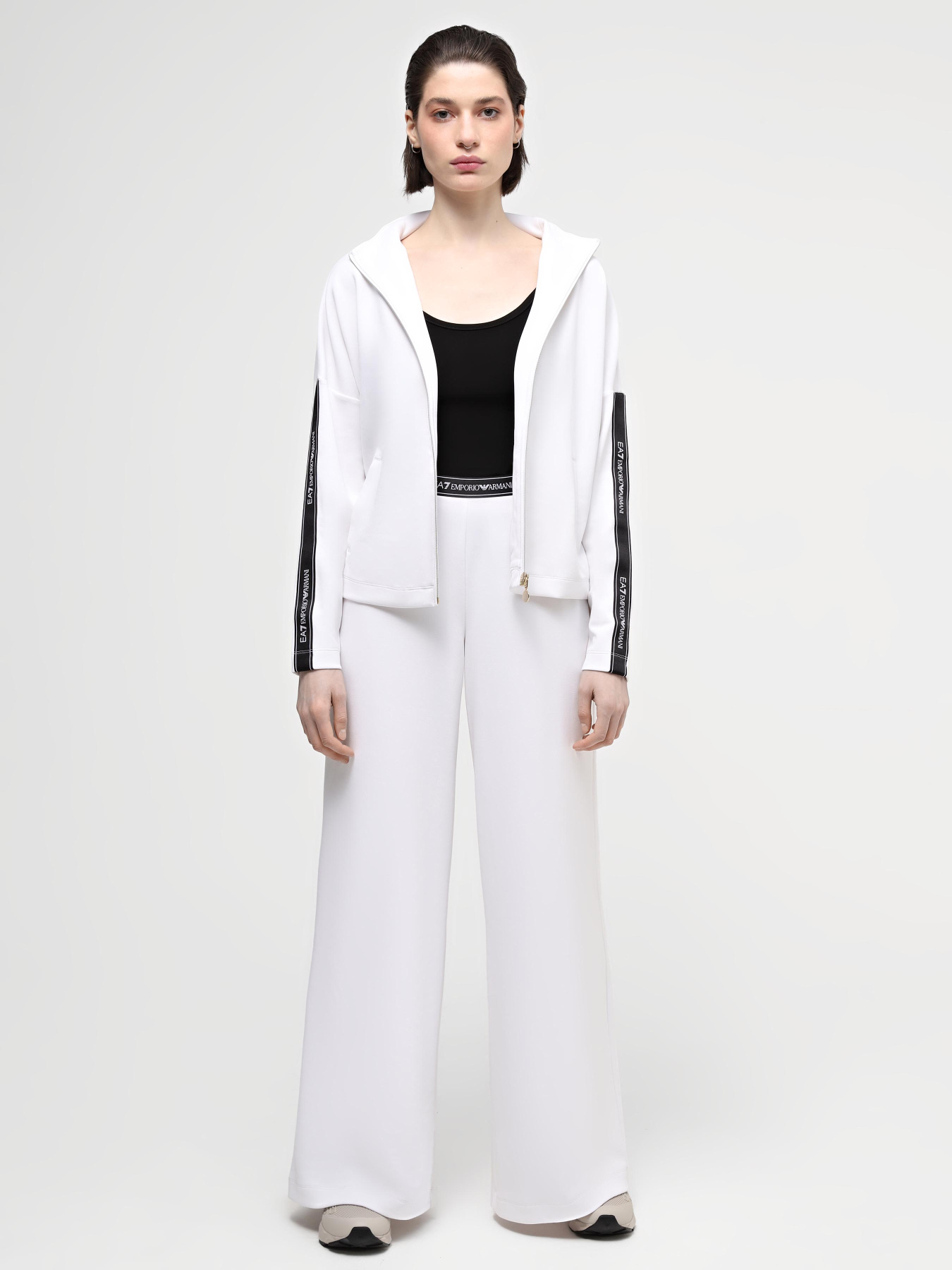 Штаны спортивные EA7 Logo Series модель 3DTP70-TJDCZ-1100 Фото