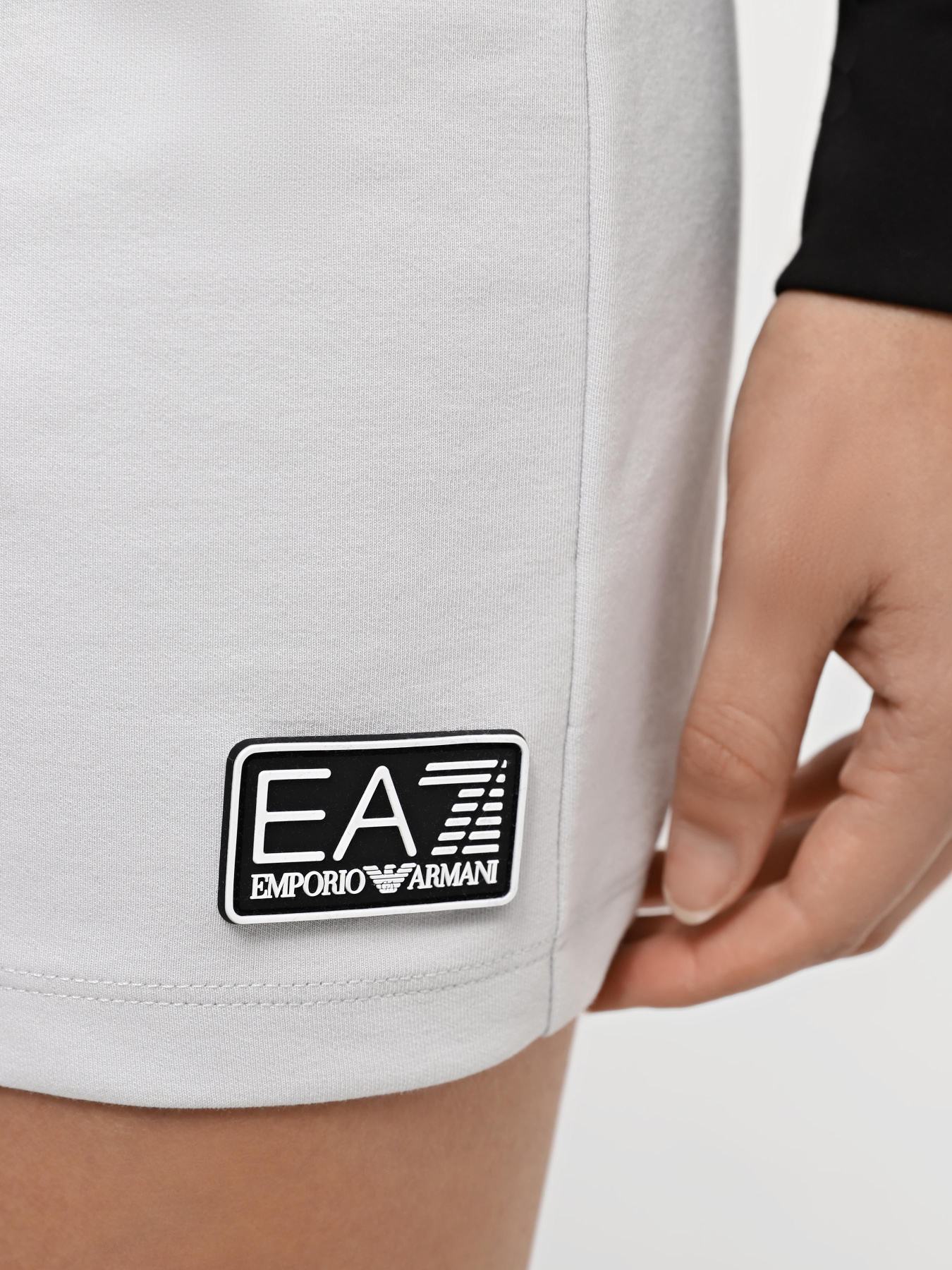 Шорты EA7 Natural Ventus7 модель 3DTS63-TJKWZ-1938 Фото