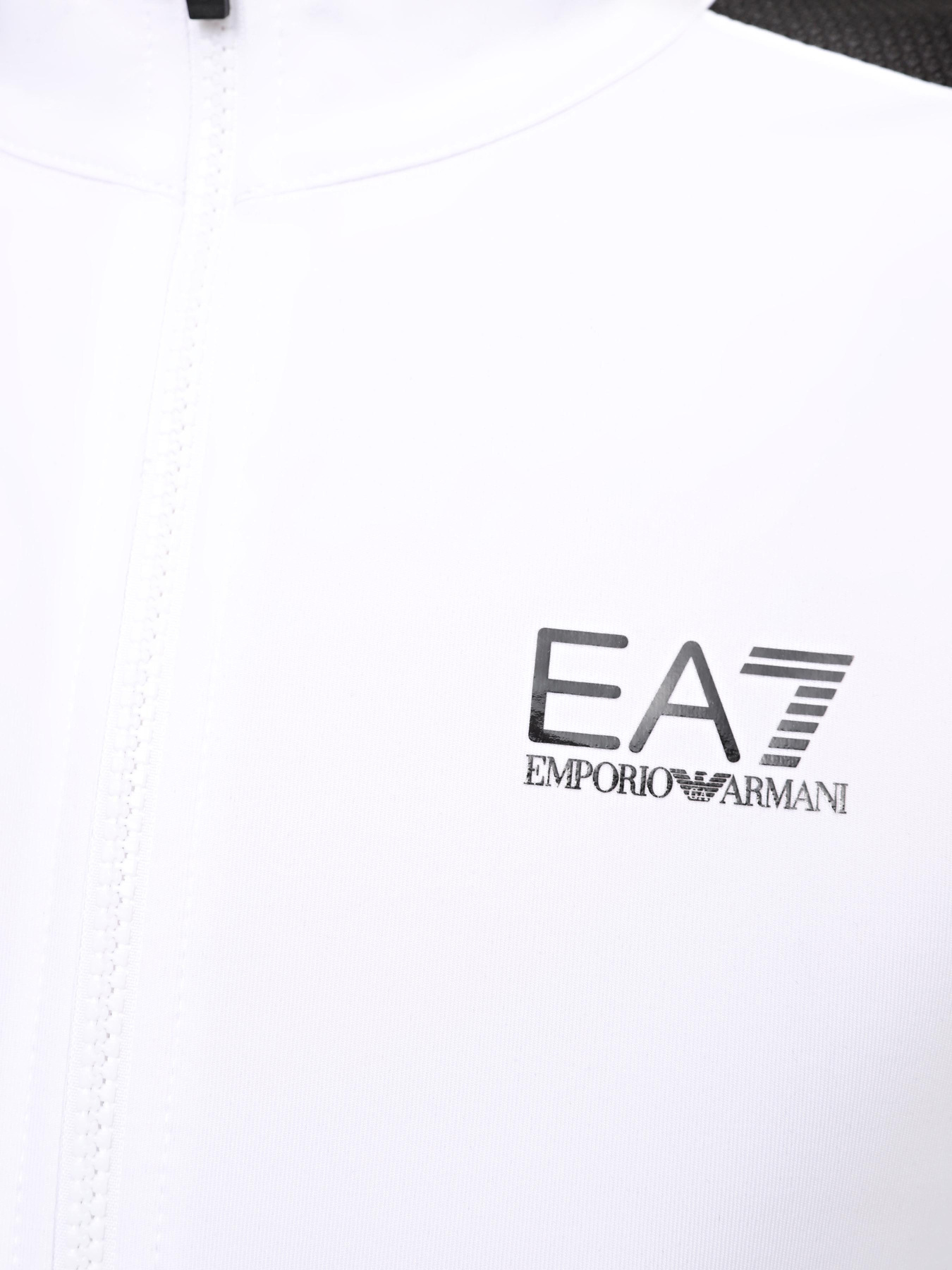 Спортивный костюм EA7 Tennis Pro Ventus7 модель 3DTV60-TJFQZ-1100 Фото