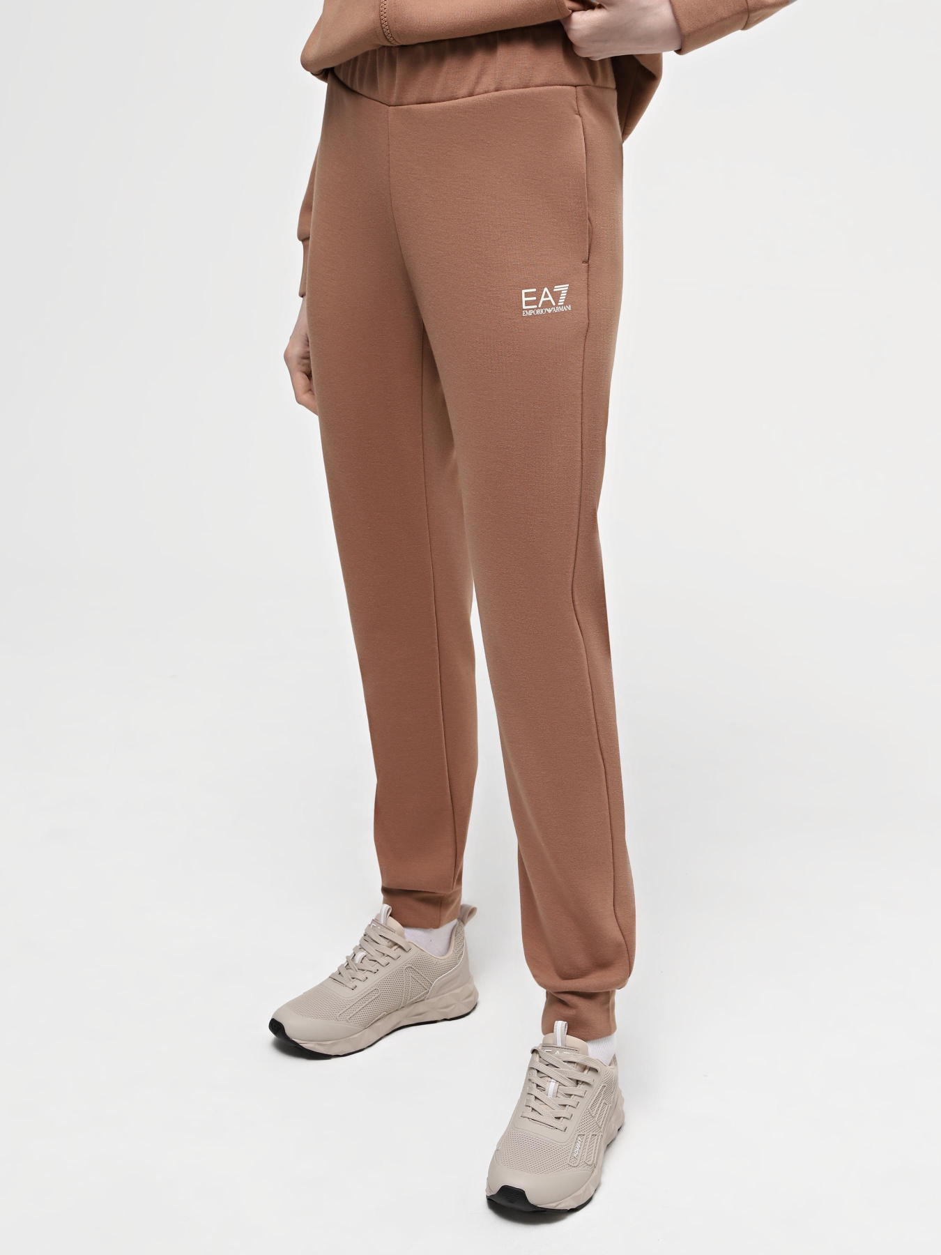 Спортивний костюм EA7 Logo Series модель 3DTV62-TJQLZ-1731 Спортивний костюм EA7 Logo Series модель 3DTV62-TJQLZ-1731 Фото