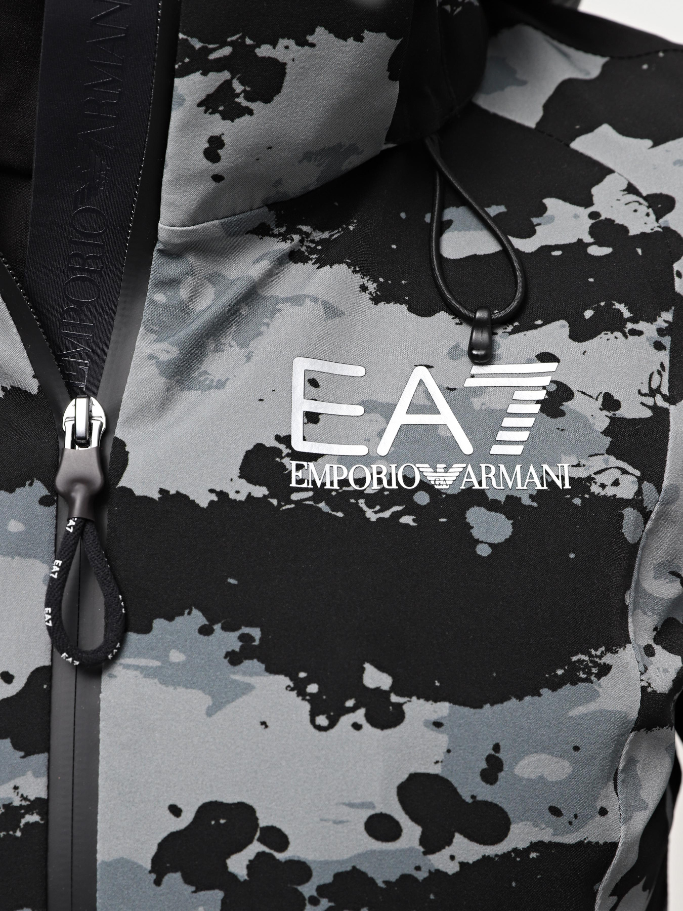 Аутдор и горнолыжная куртка EA7 модель 6RTG08-TNCJZ-2239 Фото