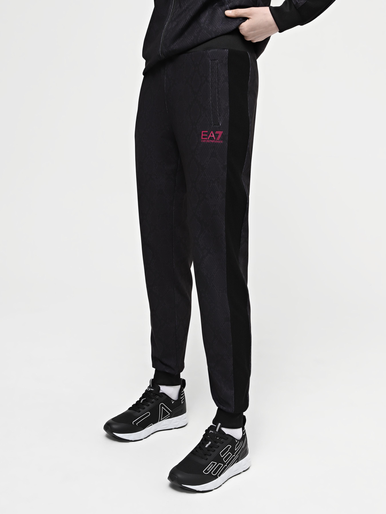 Спортивний костюм EA7 Tennis Pro Ventus7 модель 6RTV67-TJFQZ-2238 Спортивний костюм EA7 Tennis Pro Ventus7 модель 6RTV67-TJFQZ-2238 Фото