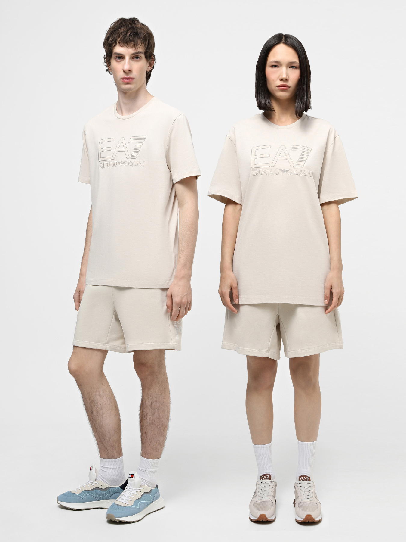 Шорты EA7 Core модель 3DUS52-PJTKZ-1946 Фото