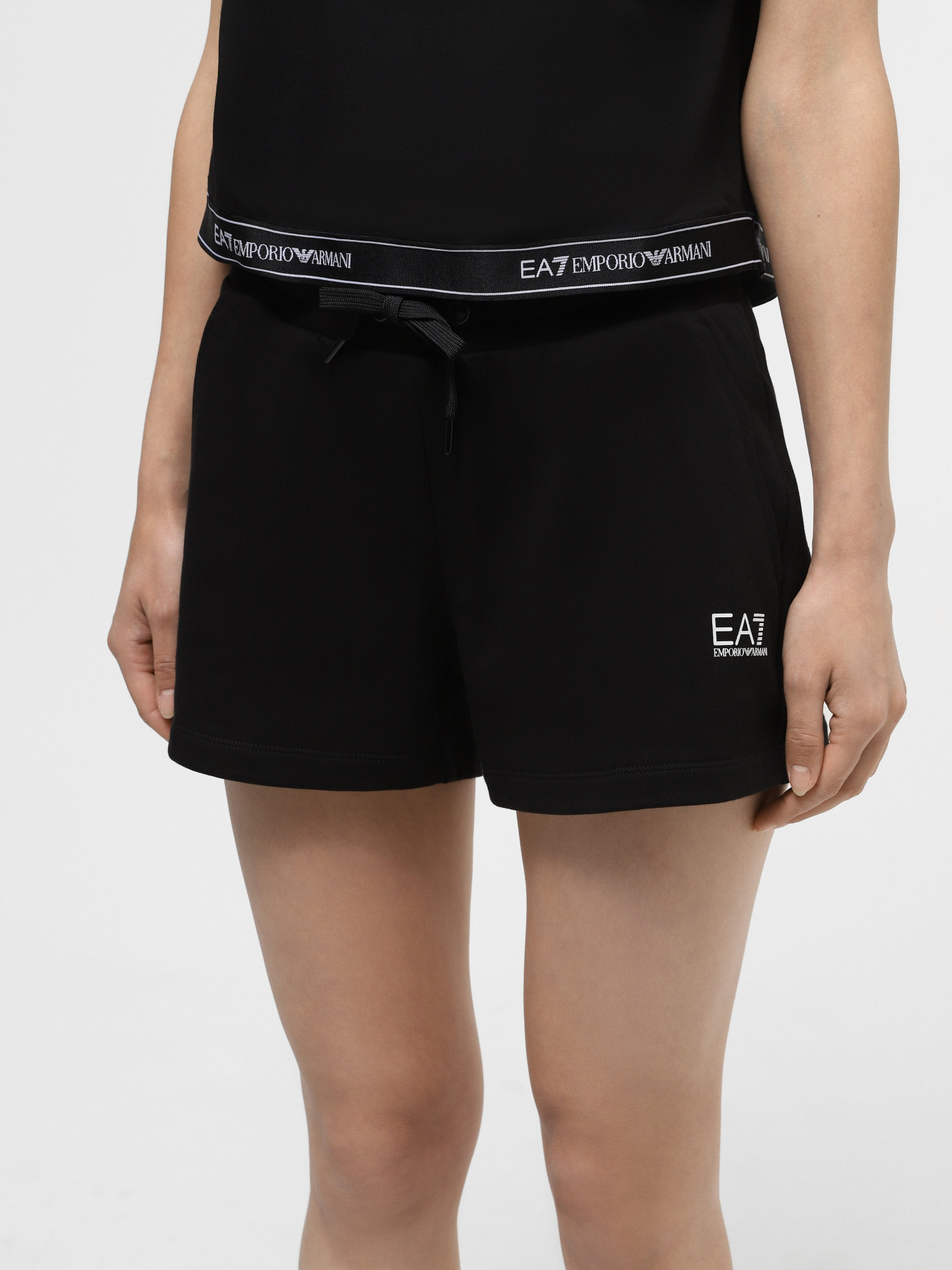 Повсякденні шорти EA7 Shiny модель 3DTS52-TJSYZ-1200 Повсякденні шорти EA7 Shiny модель 3DTS52-TJSYZ-1200 Фото