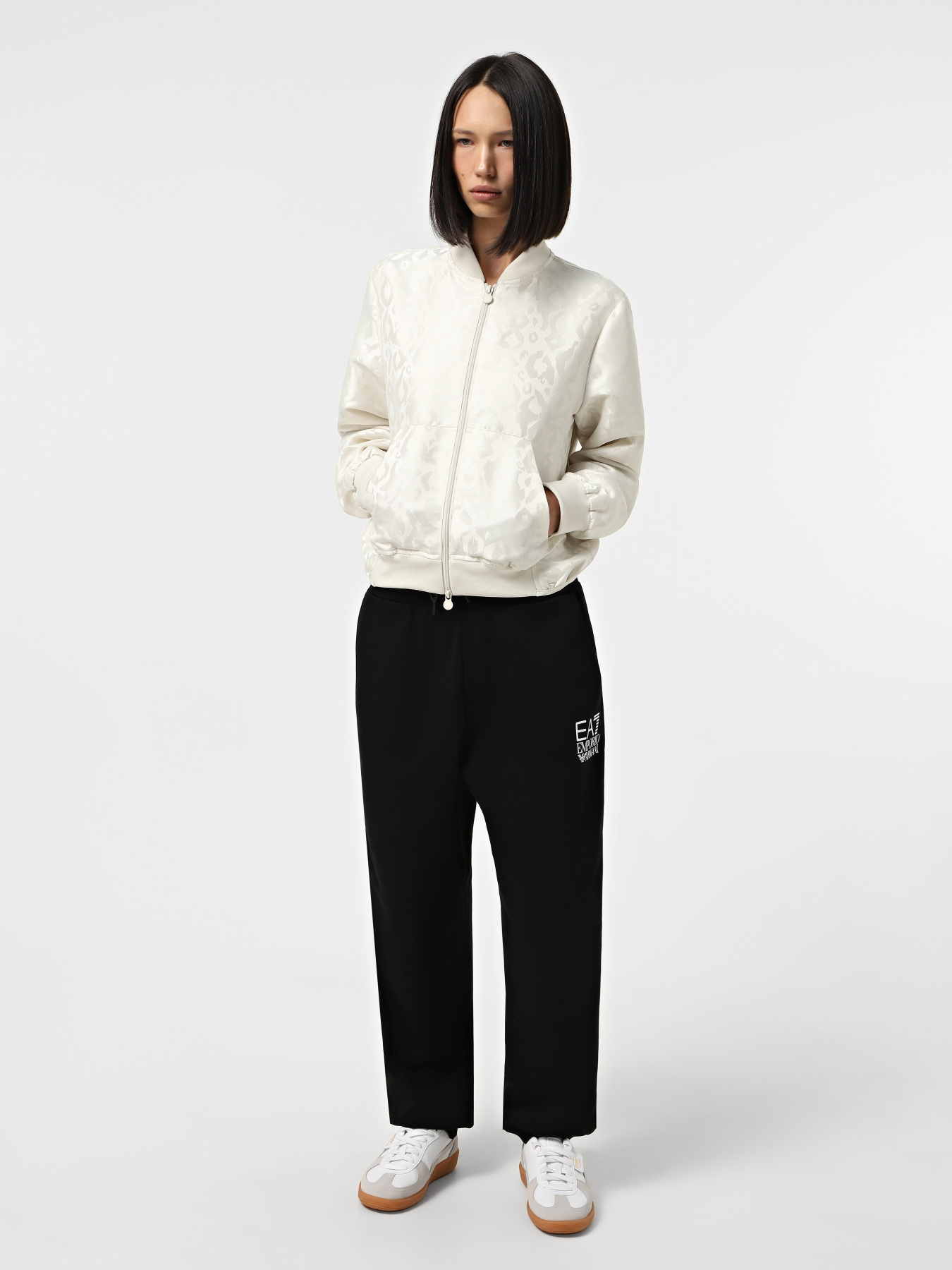 Штаны спортивные EA7 Visibility модель 6DTP64-TJZCZ-0200 Фото