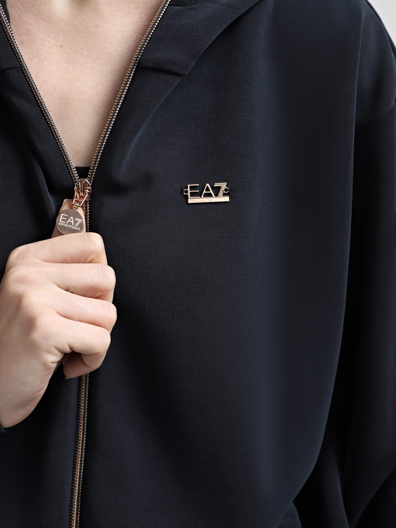 Кофта EA7 Precious модель 6DTM25-TJZBZ-1200 Фото