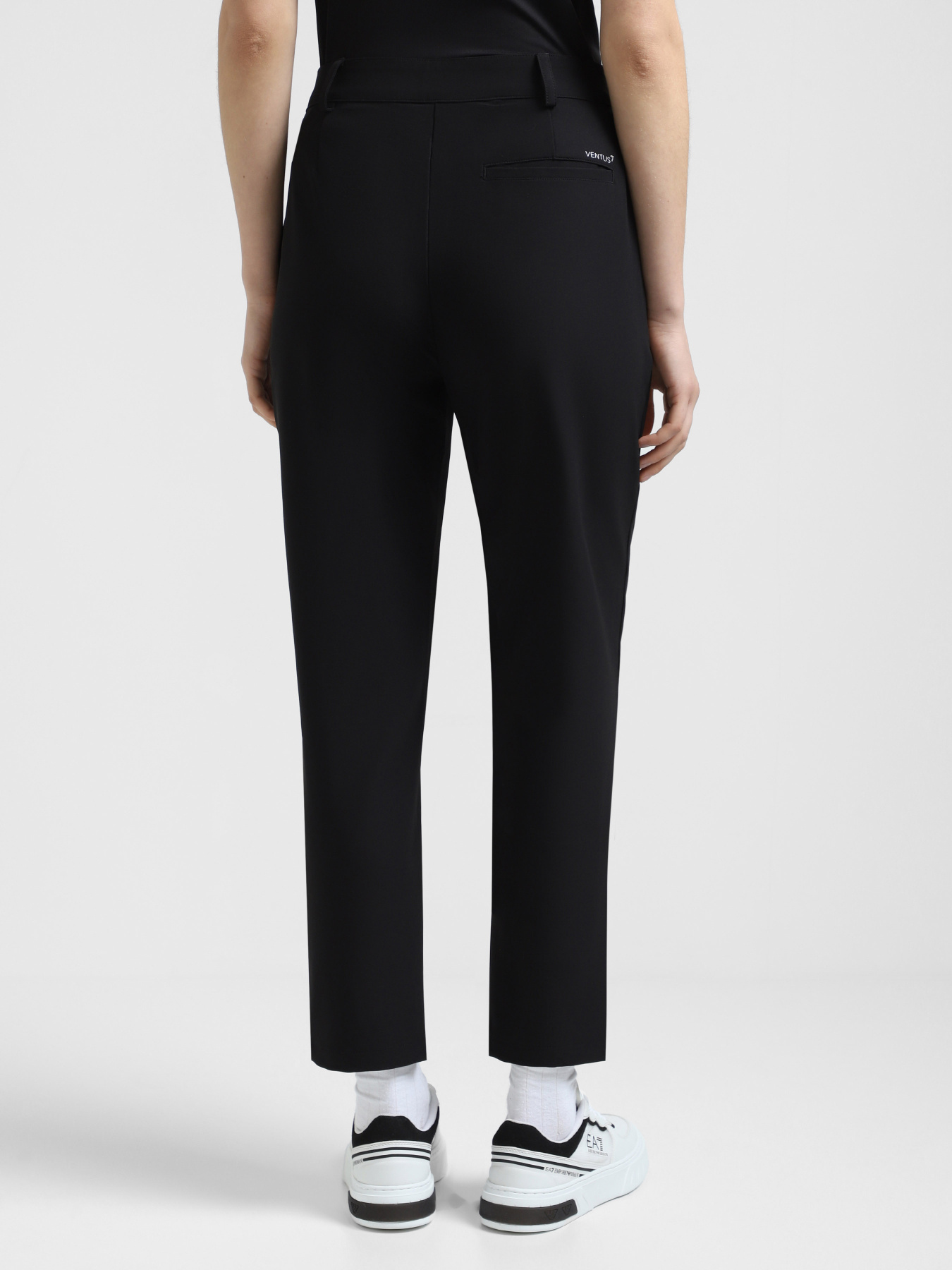 Классические штаны EA7 Golf Pro модель 6DTP25-TNGWZ-1200 Классические штаны EA7 Golf Pro модель 6DTP25-TNGWZ-1200 Фото