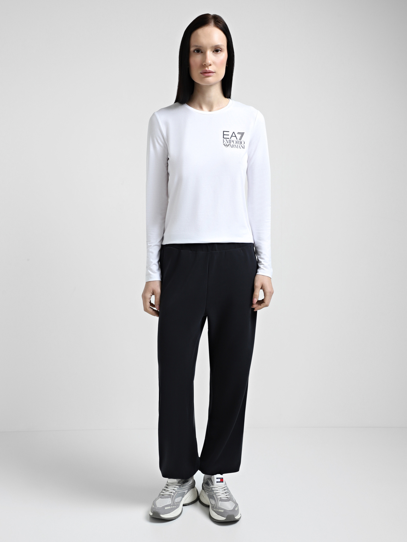 Лонгслив EA7 Visibility модель 6DTT11-TJVLZ-1100 Лонгслив EA7 Visibility модель 6DTT11-TJVLZ-1100 Фото