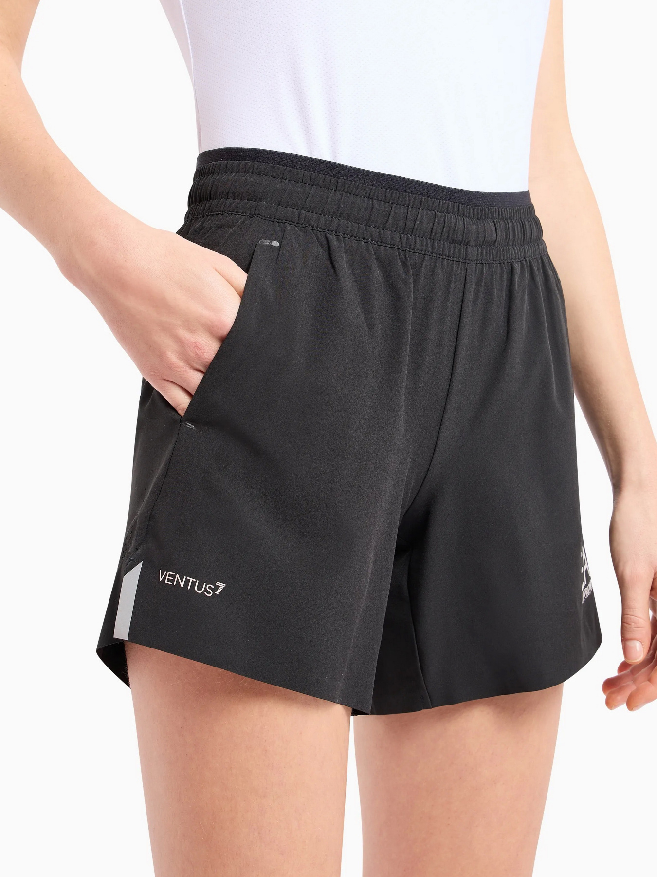 Шорты спортивные EA7 Tennis Pro модель 8NTS70-TN6TZ-1200 Фото