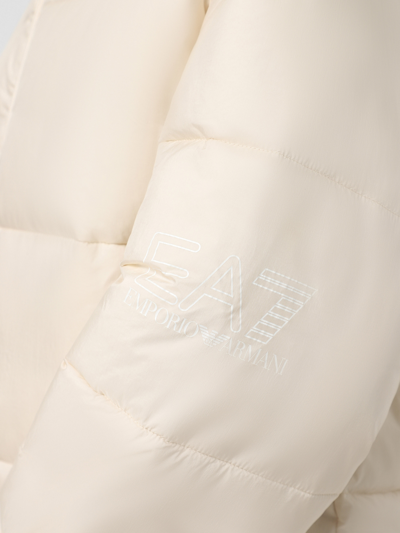 Зимняя куртка EA7 Emporio Armani модель 6DUB02-PNHXZ-1713 Фото