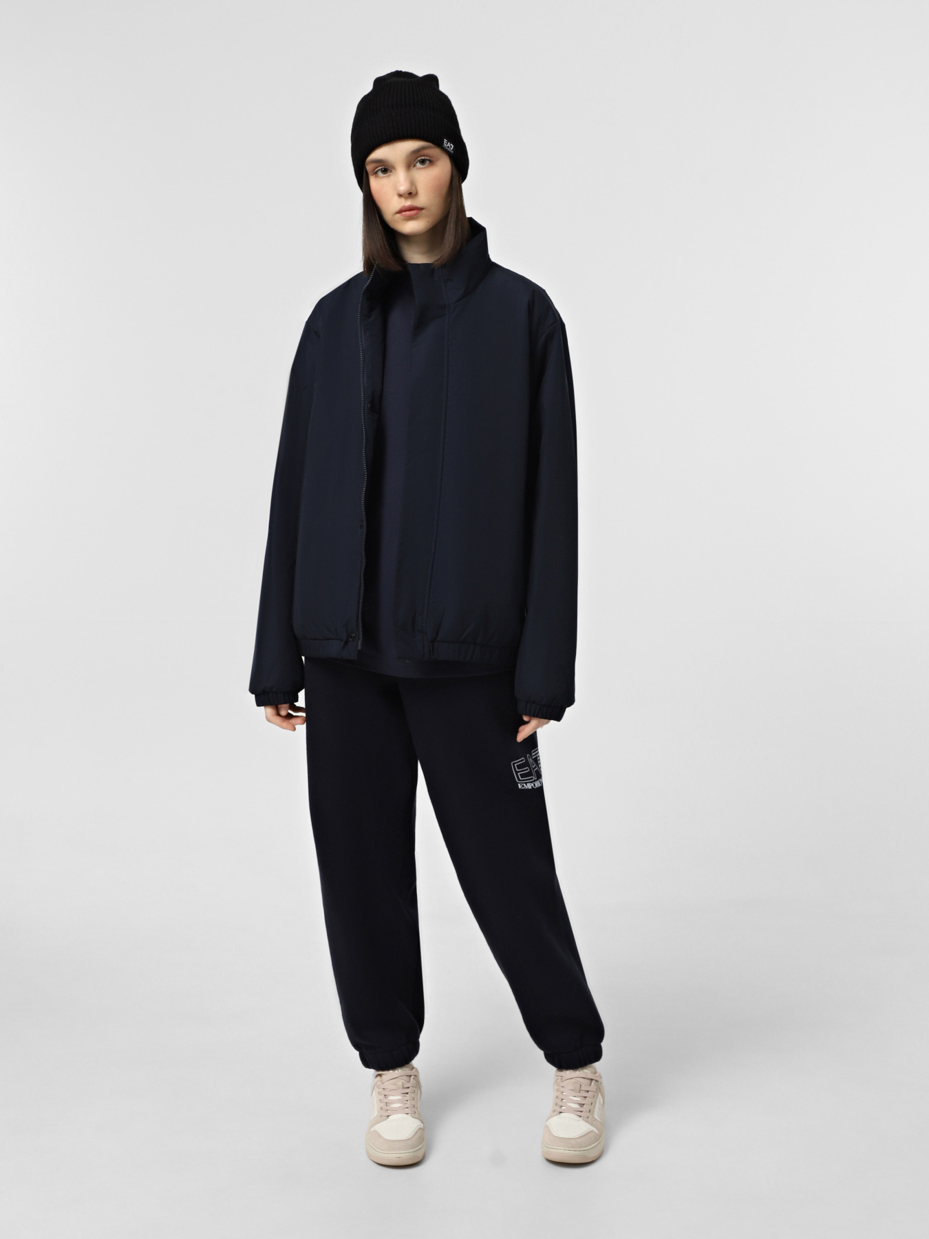 Демісезонна куртка EA7 Logo Series модель 6DUB06-PNE1Z-1562 Фото