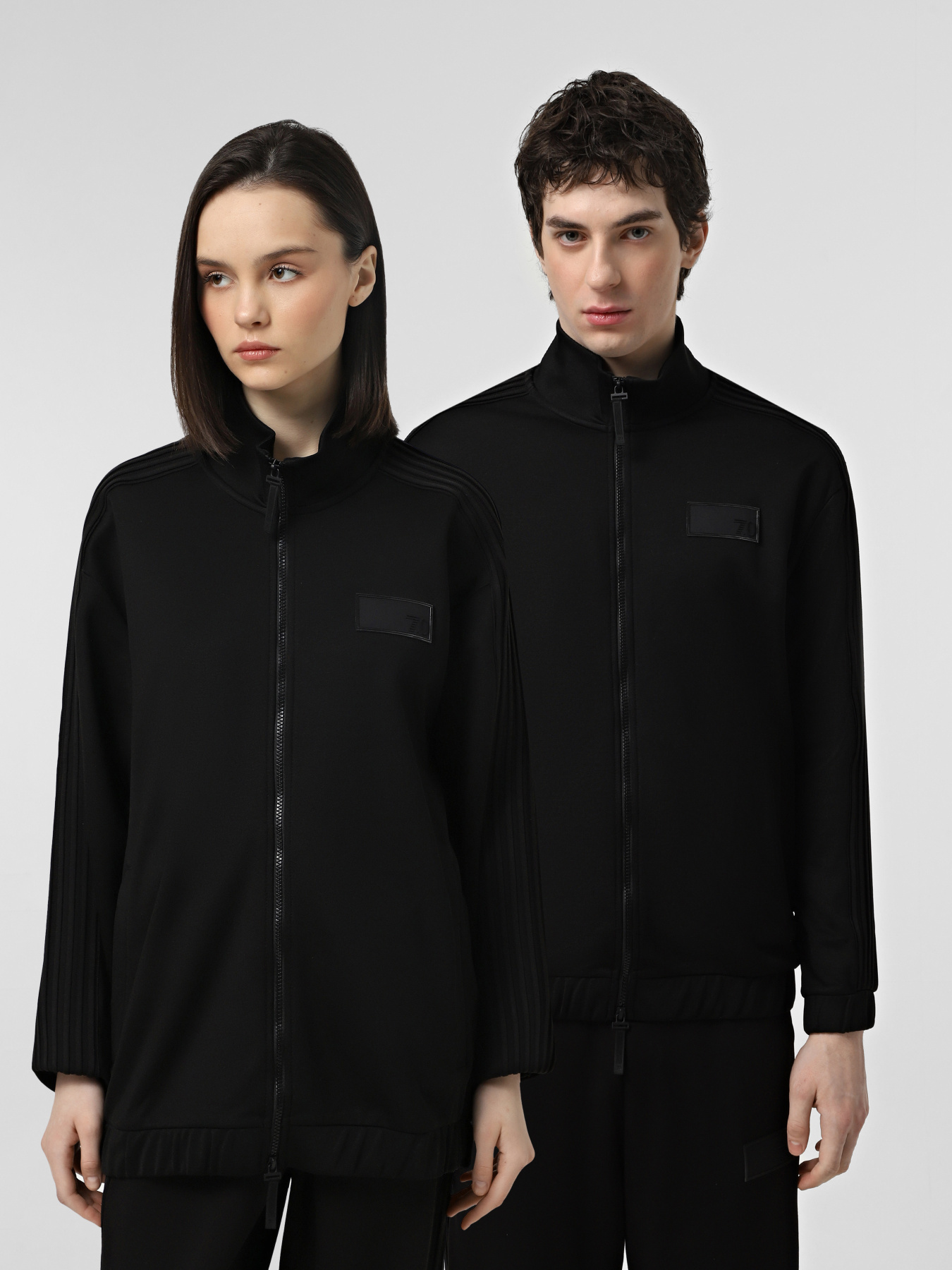 Кофта EA7 7.0 модель 6DUM03-PJPXZ-1200 Кофта EA7 7.0 модель 6DUM03-PJPXZ-1200 Фото