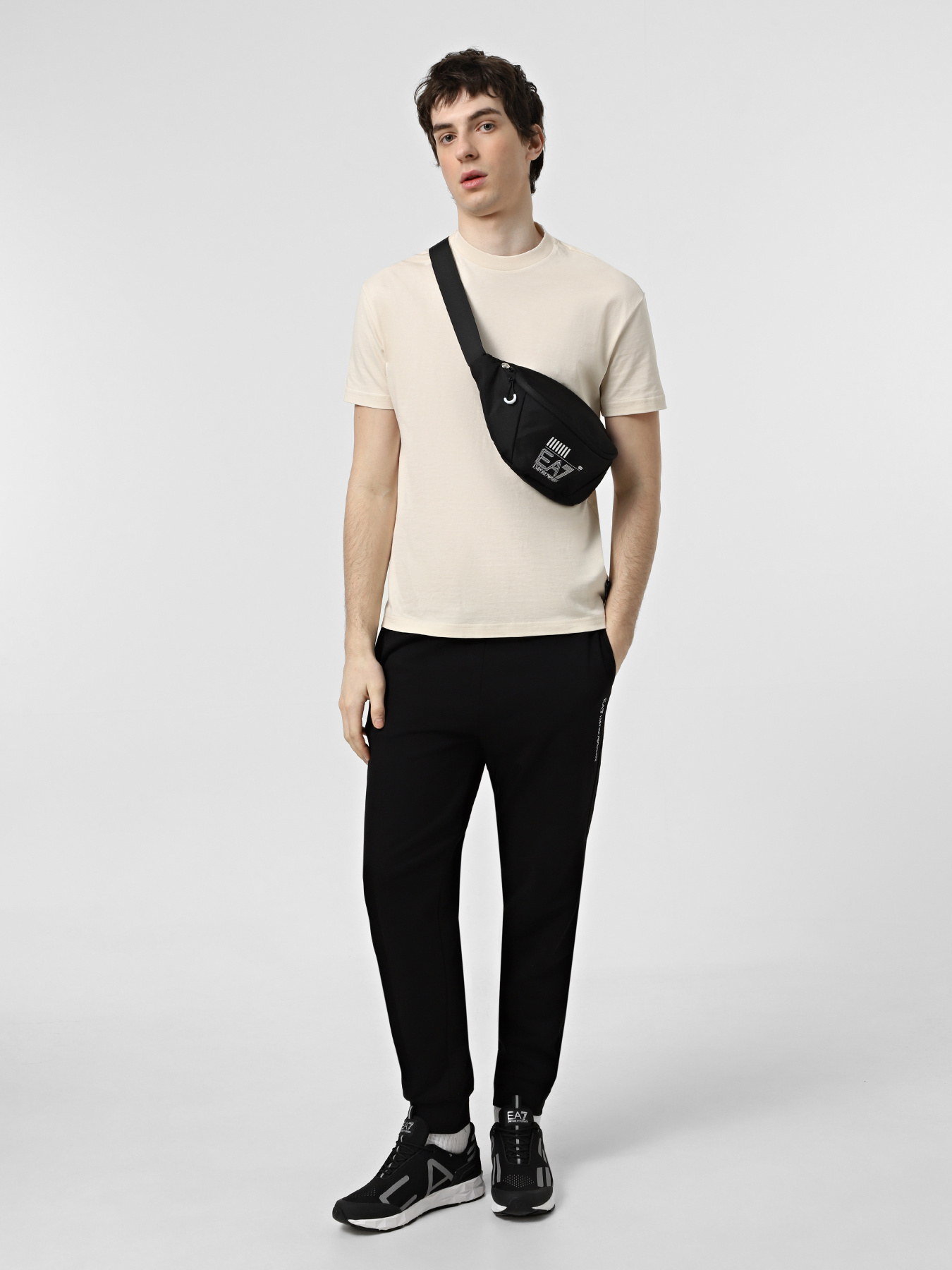 Джоггеры EA7 модель 6DUP57-PJTKZ-1200 Фото