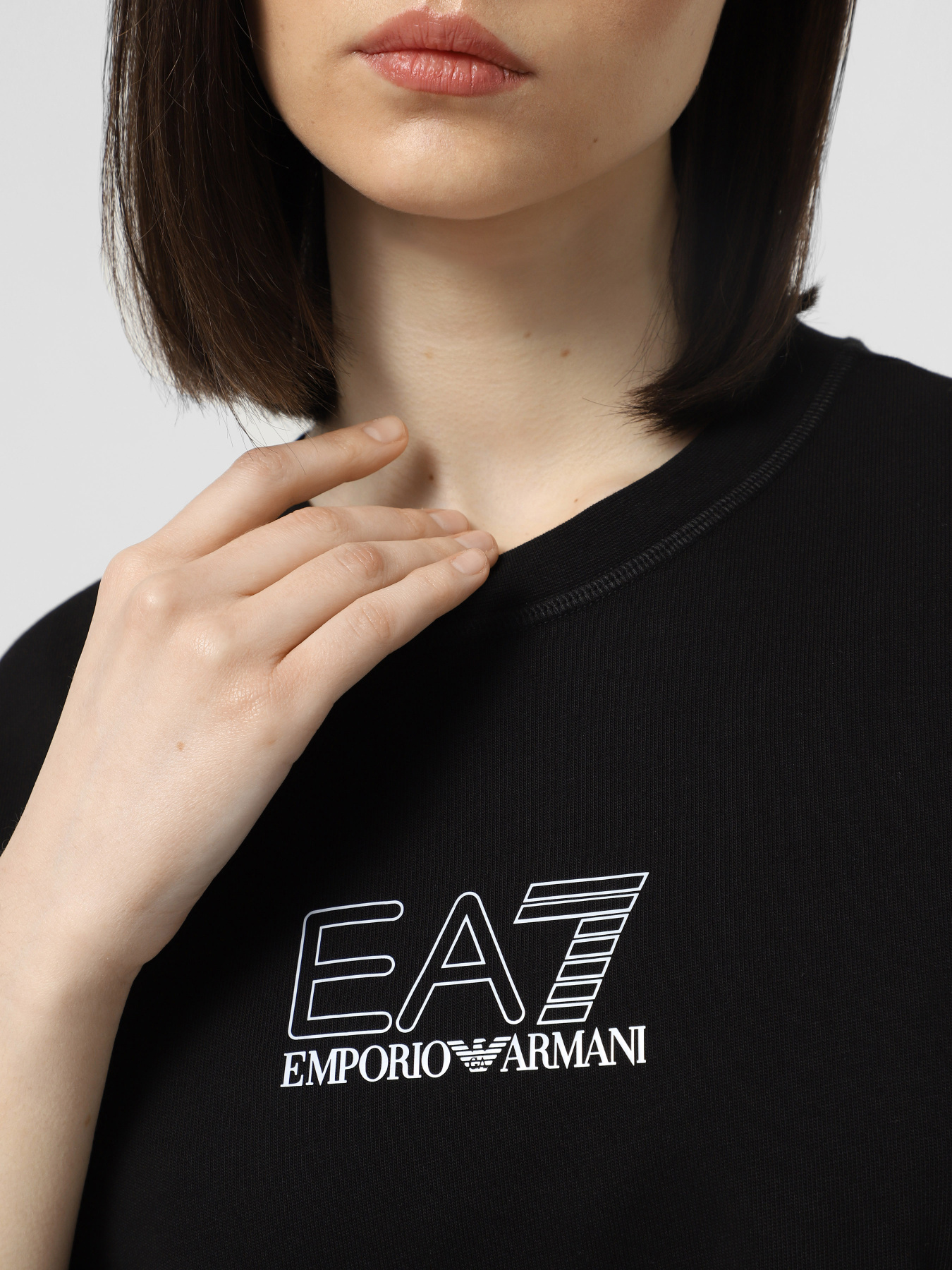 Футболка EA7 модель 6DUT11-PJONZ-1200 Футболка EA7 модель 6DUT11-PJONZ-1200 Фото