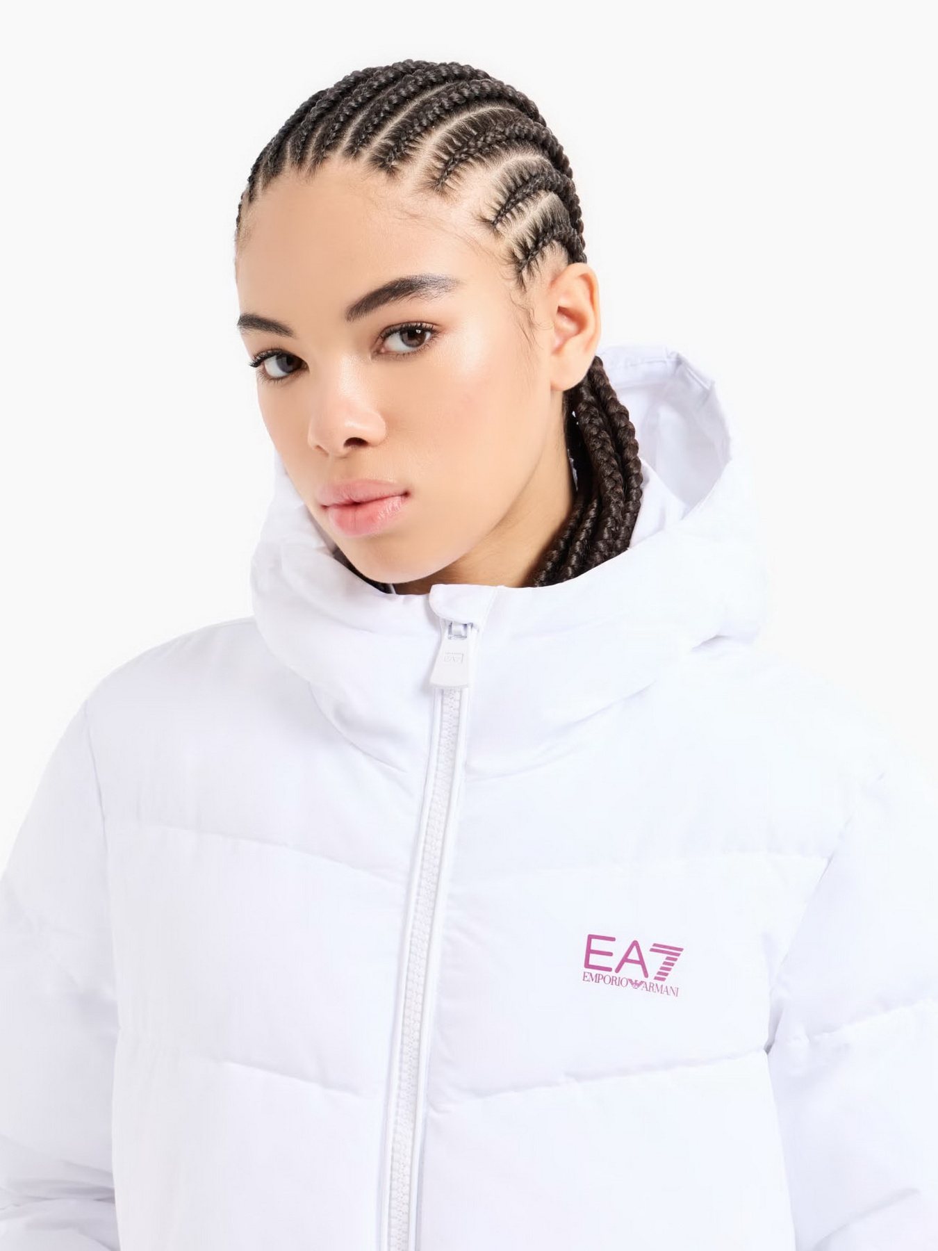 Зимняя куртка EA7 Logo Series модель 6DTB18-TN8AZ-1100 Фото