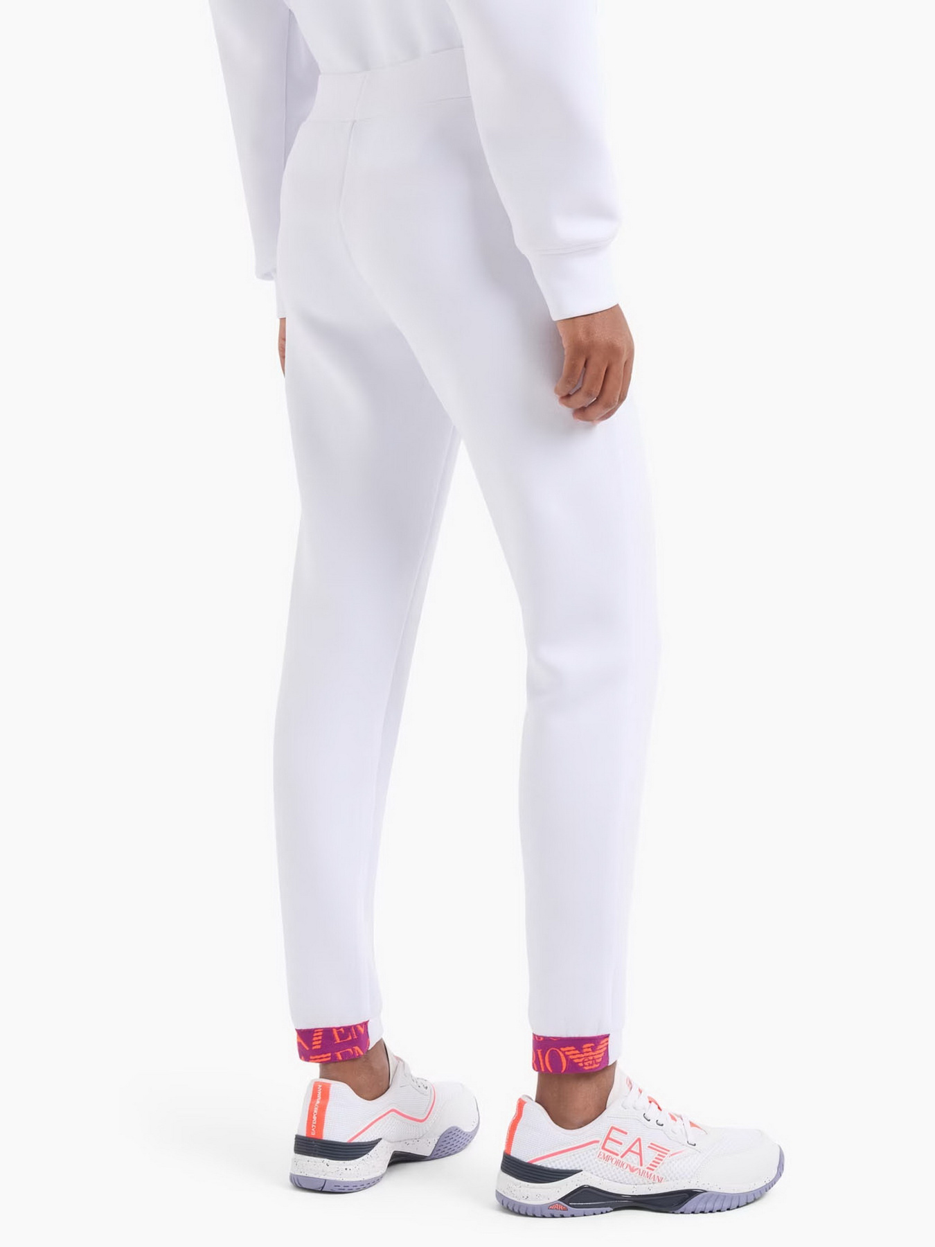 Штаны спортивные EA7 Logo Series модель 6DTP69-TJUXZ-1100 Фото