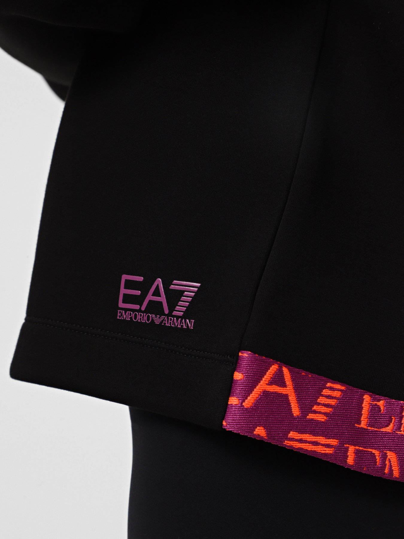 Кофта EA7 Logo Series модель 6DTM18-TJUXZ-1200 Кофта EA7 Logo Series модель 6DTM18-TJUXZ-1200 Фото