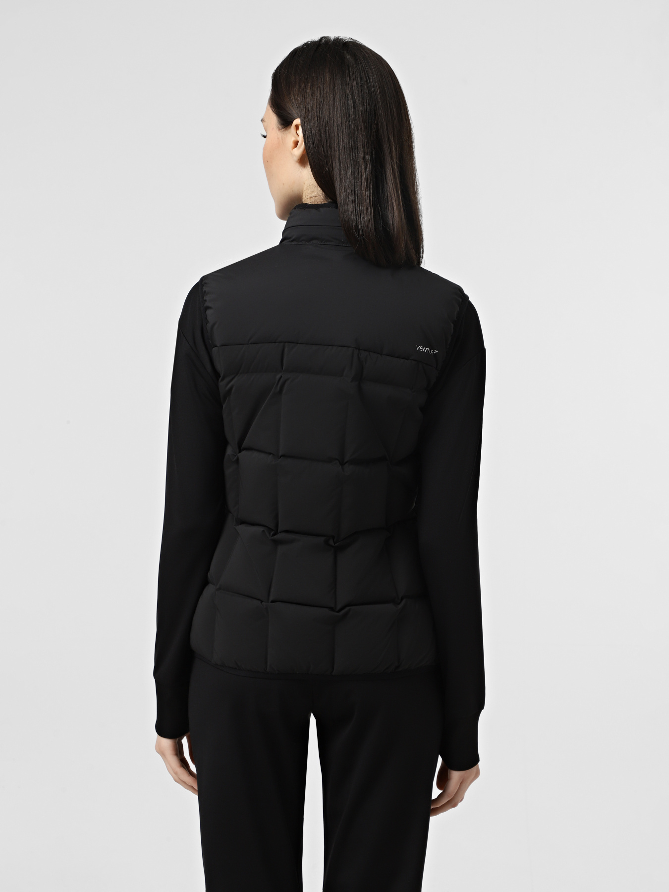 Жилет з утеплювачем EA7 Golf Pro модель 6DTQ07-TNGKZ-1200 Фото