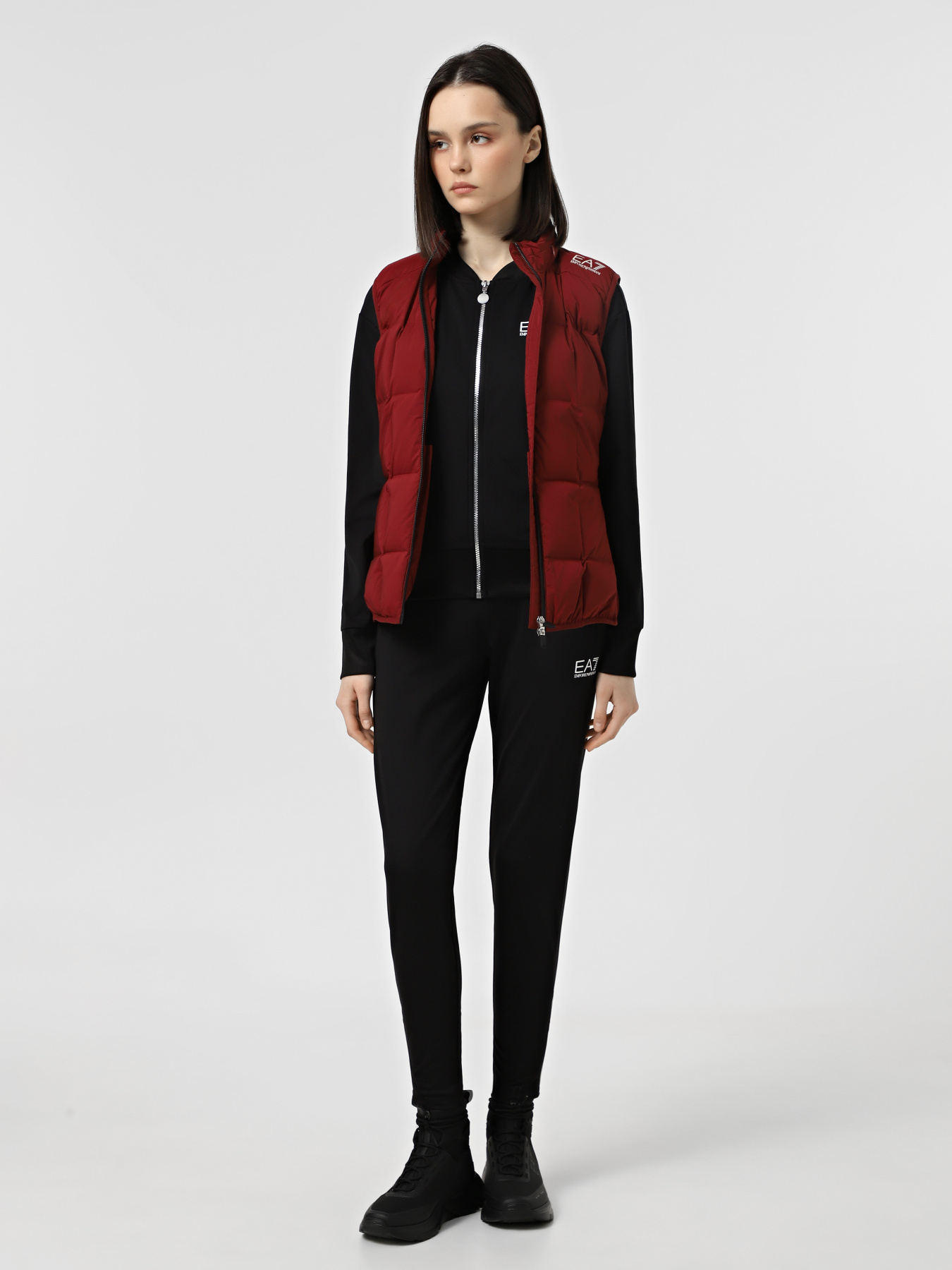 Жилет з утеплювачем EA7 Golf Pro модель 6DTQ07-TNGKZ-1496 Фото