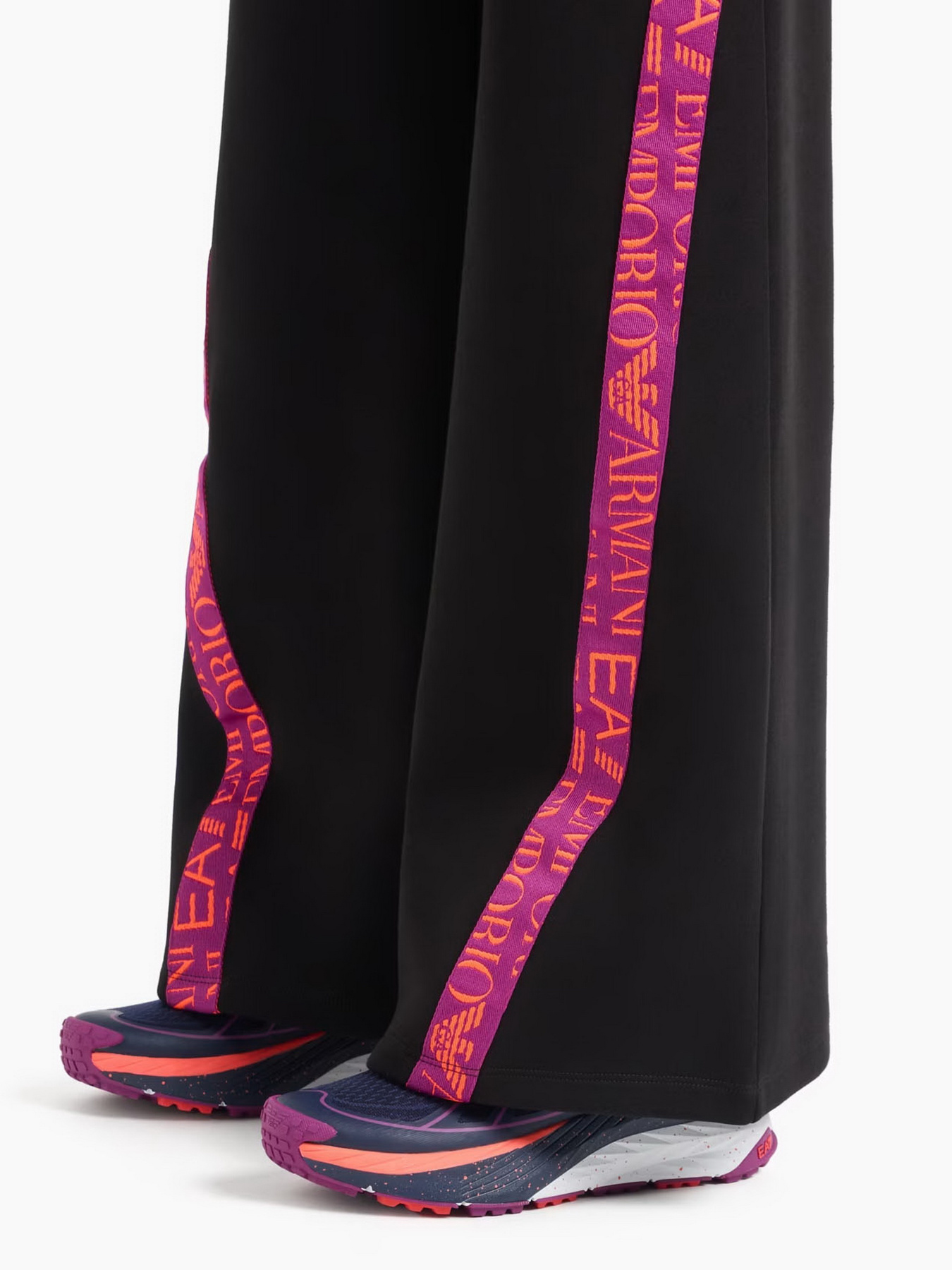 Спортивний костюм EA7 модель 6DTV62-TJUXZ-1200 Фото