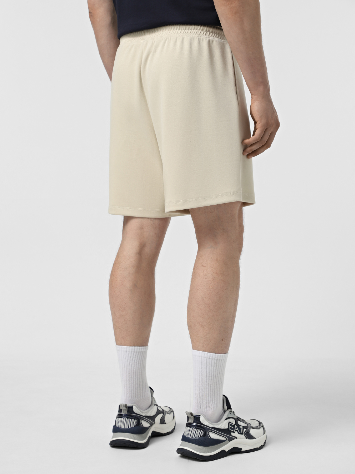 Повсякденні шорти EA7 Core Identity модель 7X000019-AF13790-U1079 Фото
