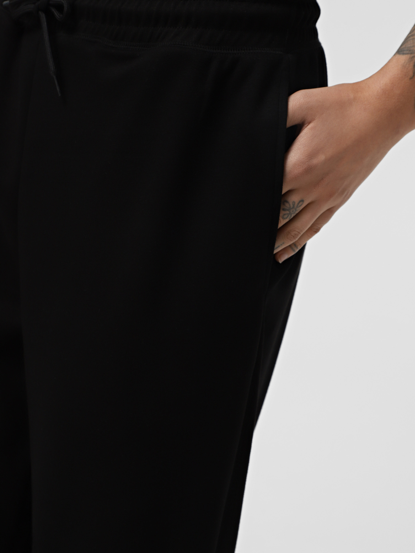 Штаны спортивные EA7 Core Identity модель 7X000020-AF13790-UC001 Фото