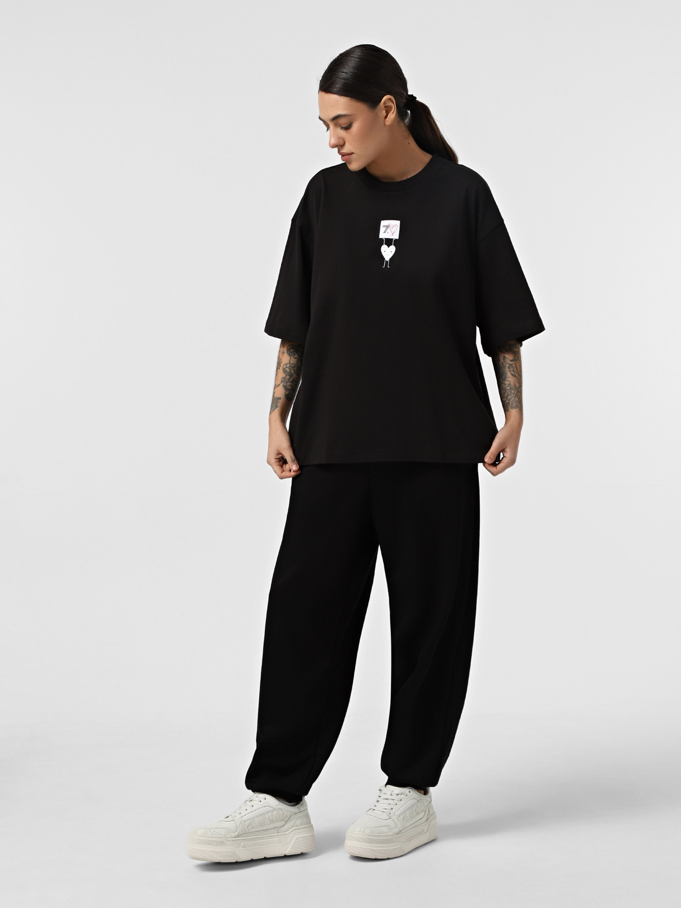 Футболка EA7 7.Cuore модель 7X000038-AF13243-FC140 Фото