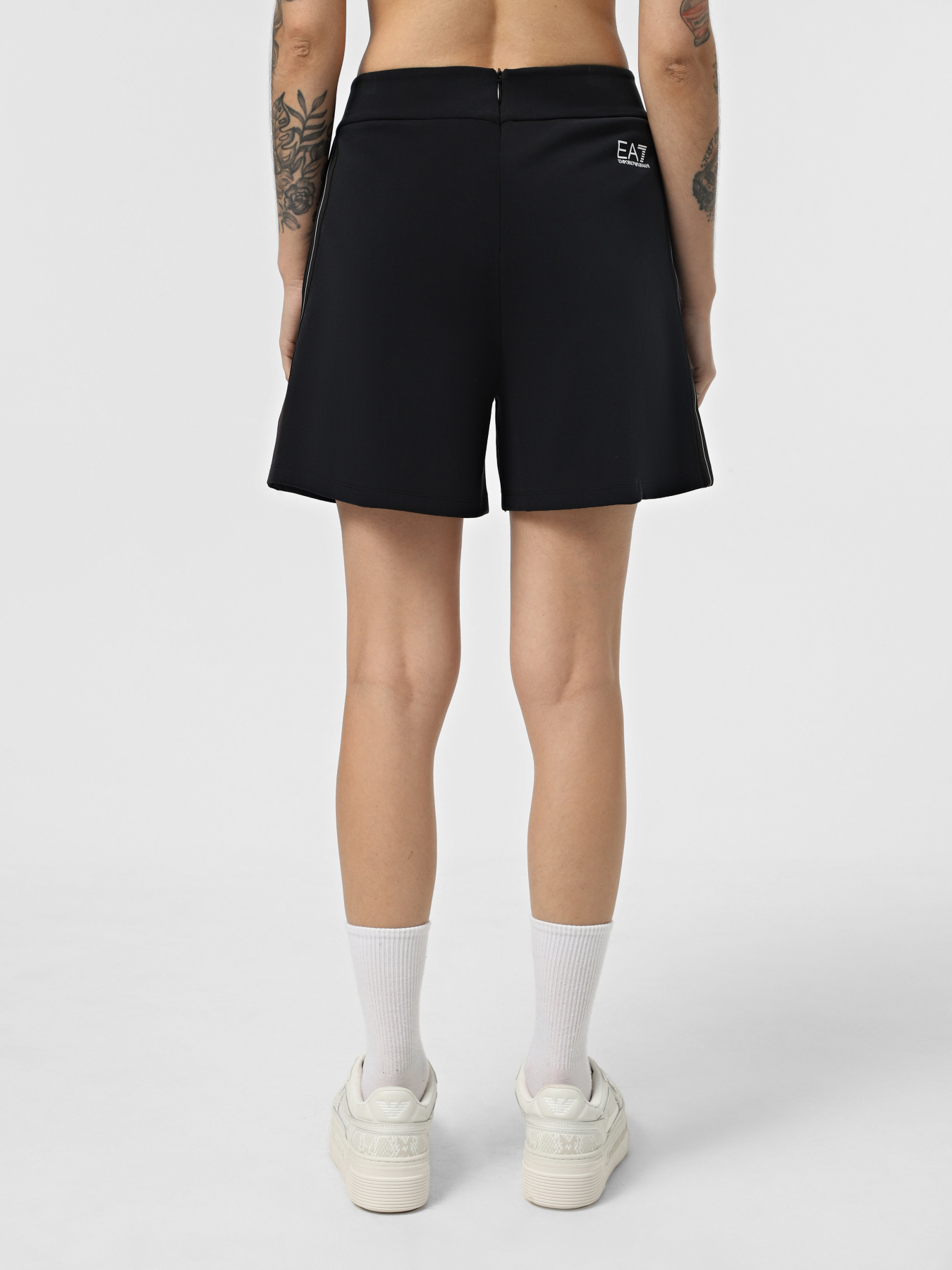 Повсякденні шорти EA7 Logo Series модель 7W000176-AF12643-UC001 Фото