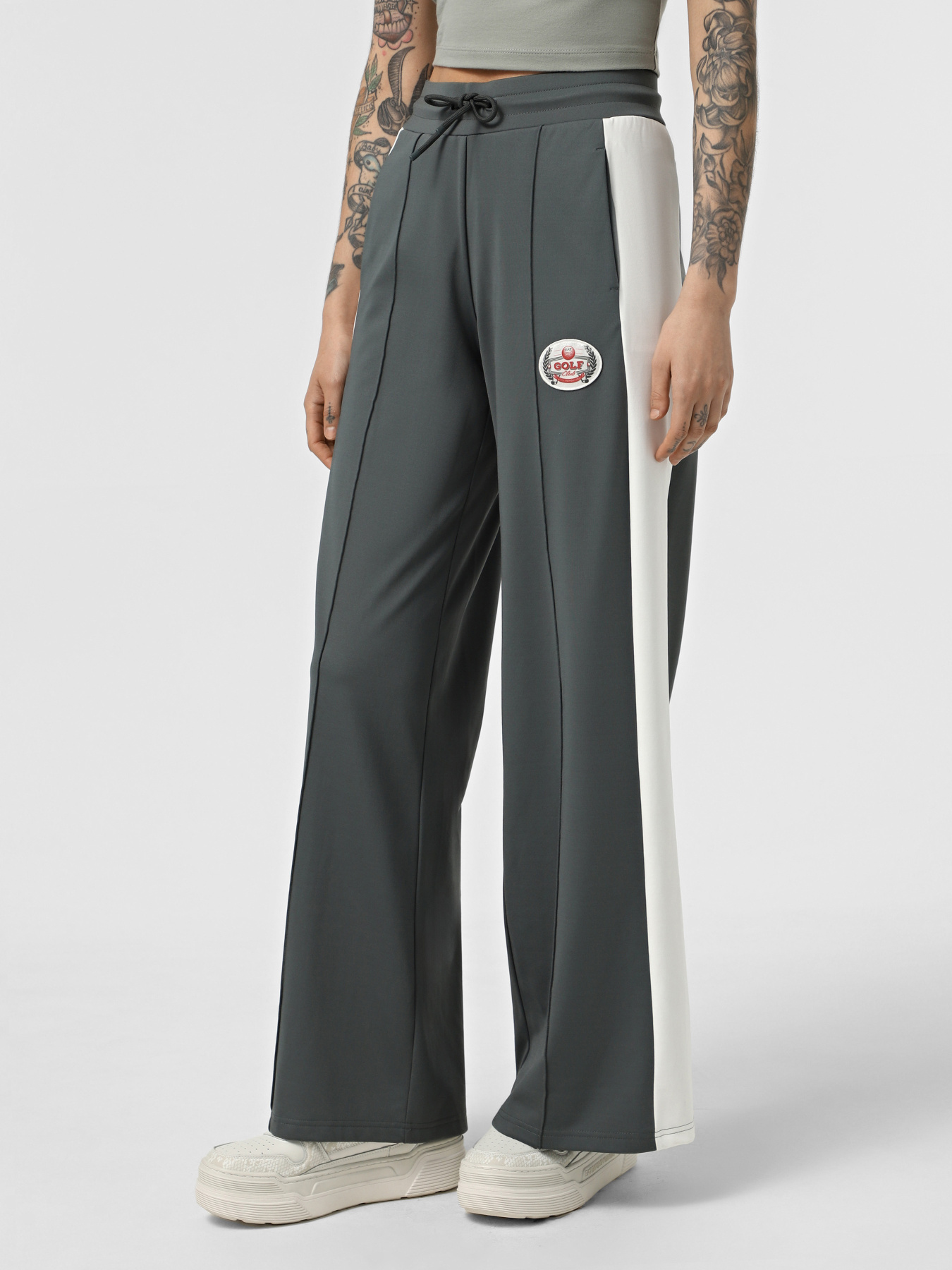 Спортивні штани EA7 Golf Club модель 7W000223-AF12114-U8109 Фото