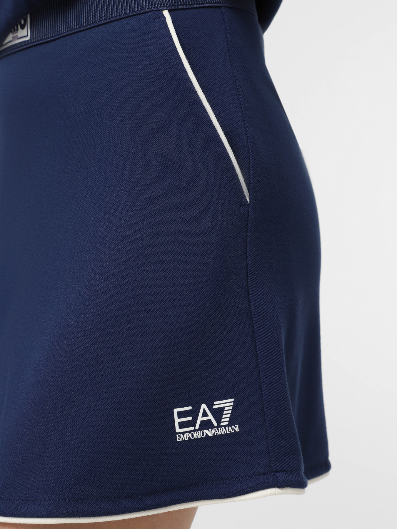 Спідниця міні EA7 Tennis Club модель 7W000229-AF13289-UB107 Фото