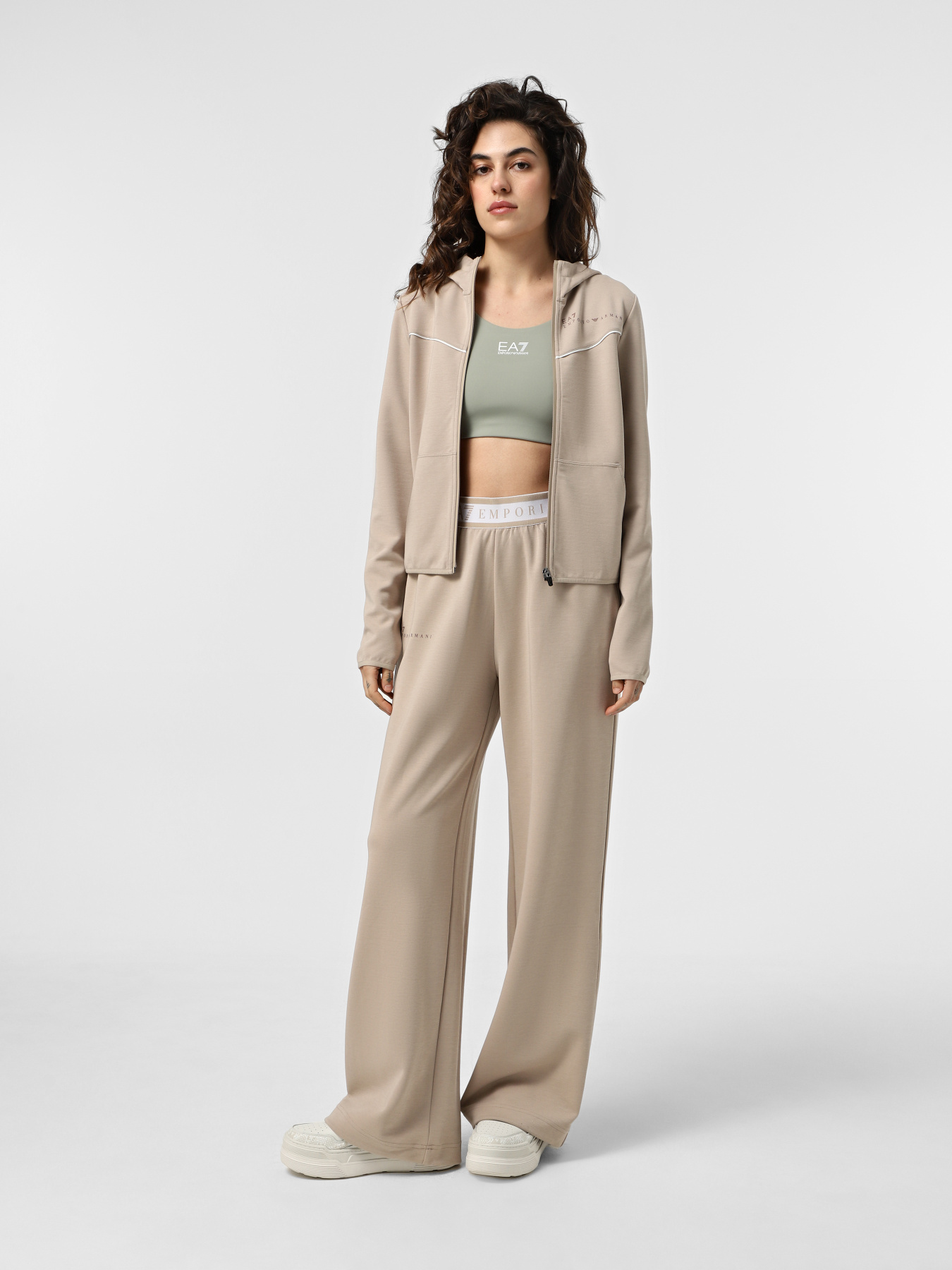 Штаны спортивные EA7 Natural Ventus7 модель 7W000281-AF12501-U6155 Фото