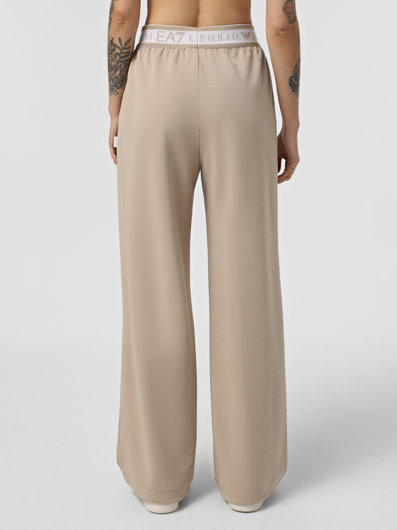 Штаны спортивные EA7 Natural Ventus7 модель 7W000281-AF12501-U6155 Фото