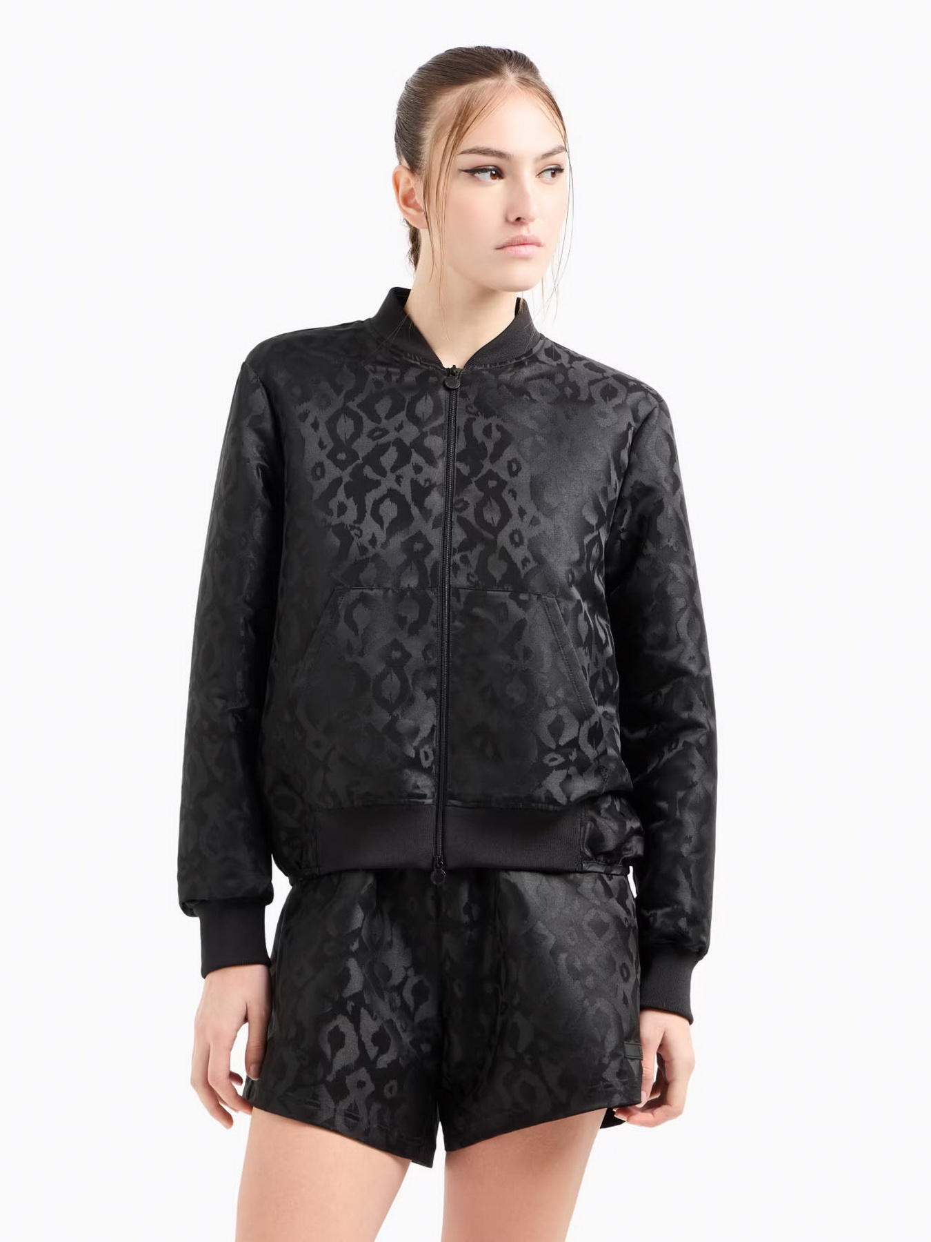 Бомбер EA7 Graphic Series модель 7W000483-AF15382-FC006 Фото