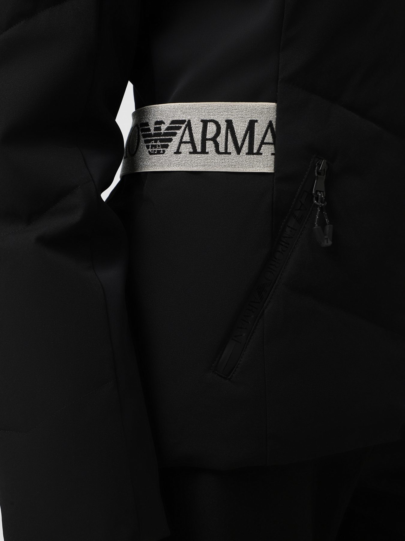 Аутдор та гірськолижна куртка EA7 SKI Kitzbuhel модель 6DTG13-TNCJZ-1200 Аутдор та гірськолижна куртка EA7 SKI Kitzbuhel модель 6DTG13-TNCJZ-1200 Фото