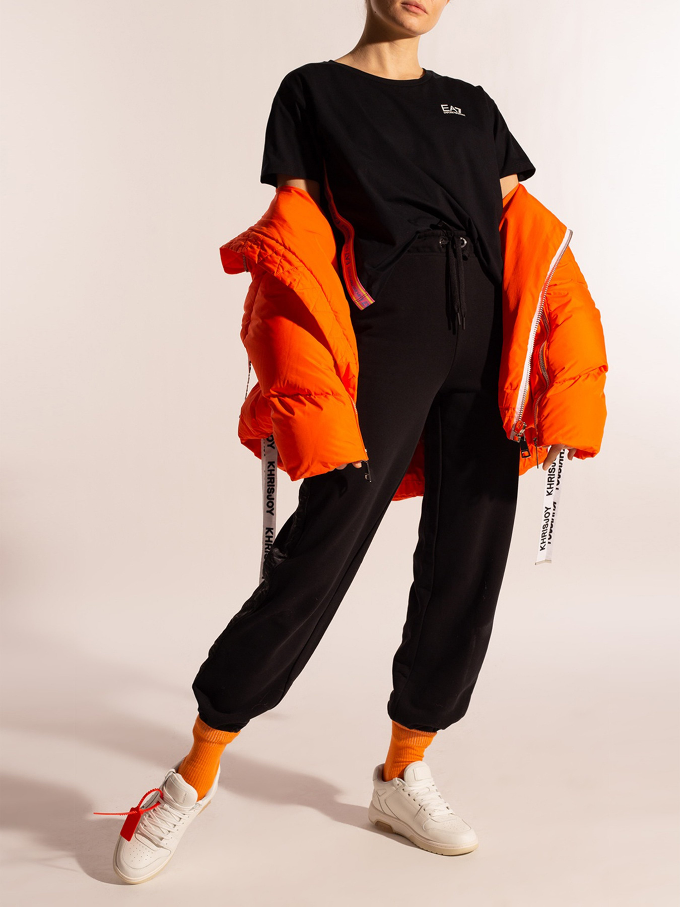 Футболки і поло EA7 модель 3KTT21-TJ29Z-1200 Фото