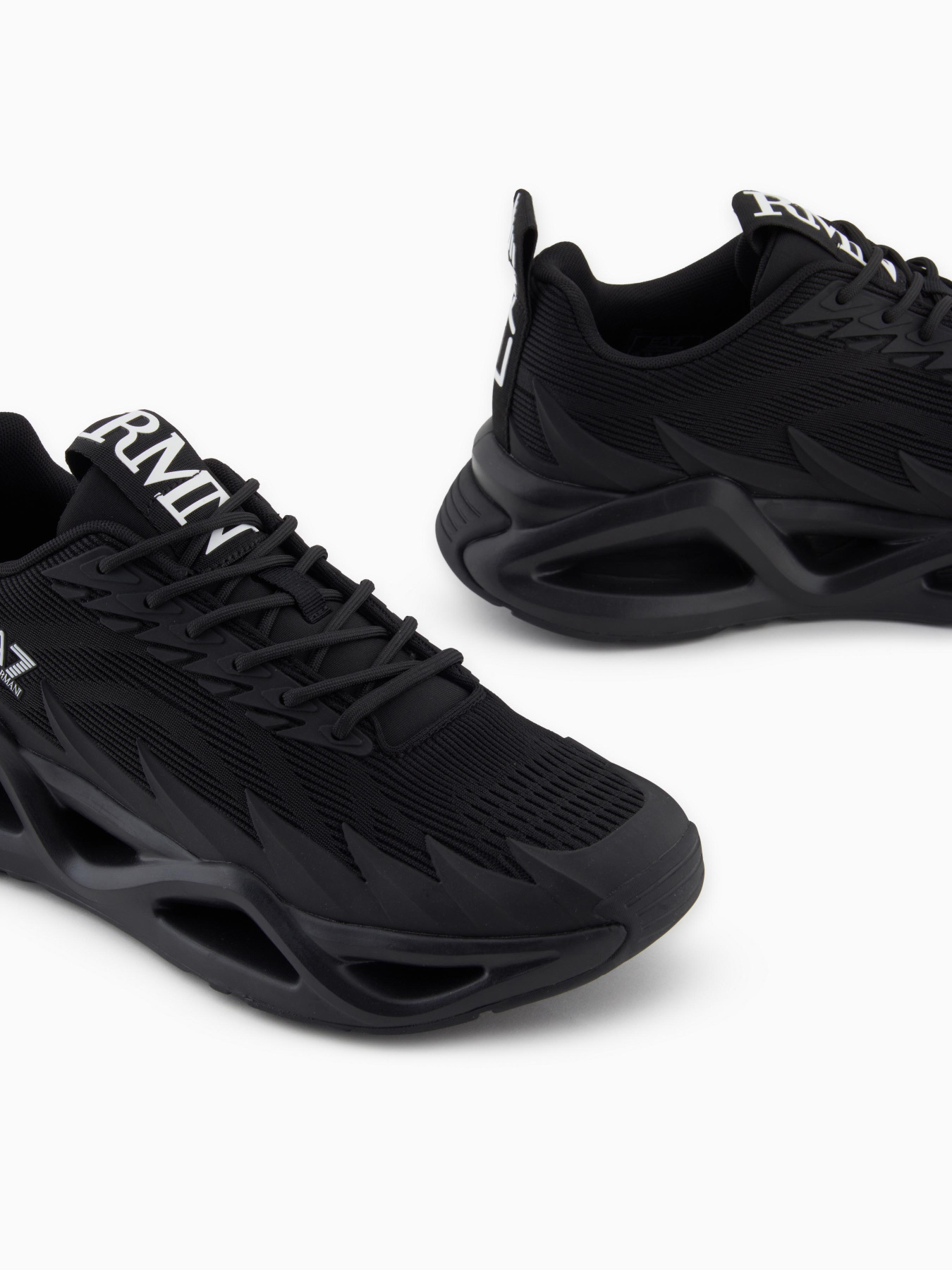 Кросівки повсякденні EA7 модель 7X000304-AF18442-MC008 Фото