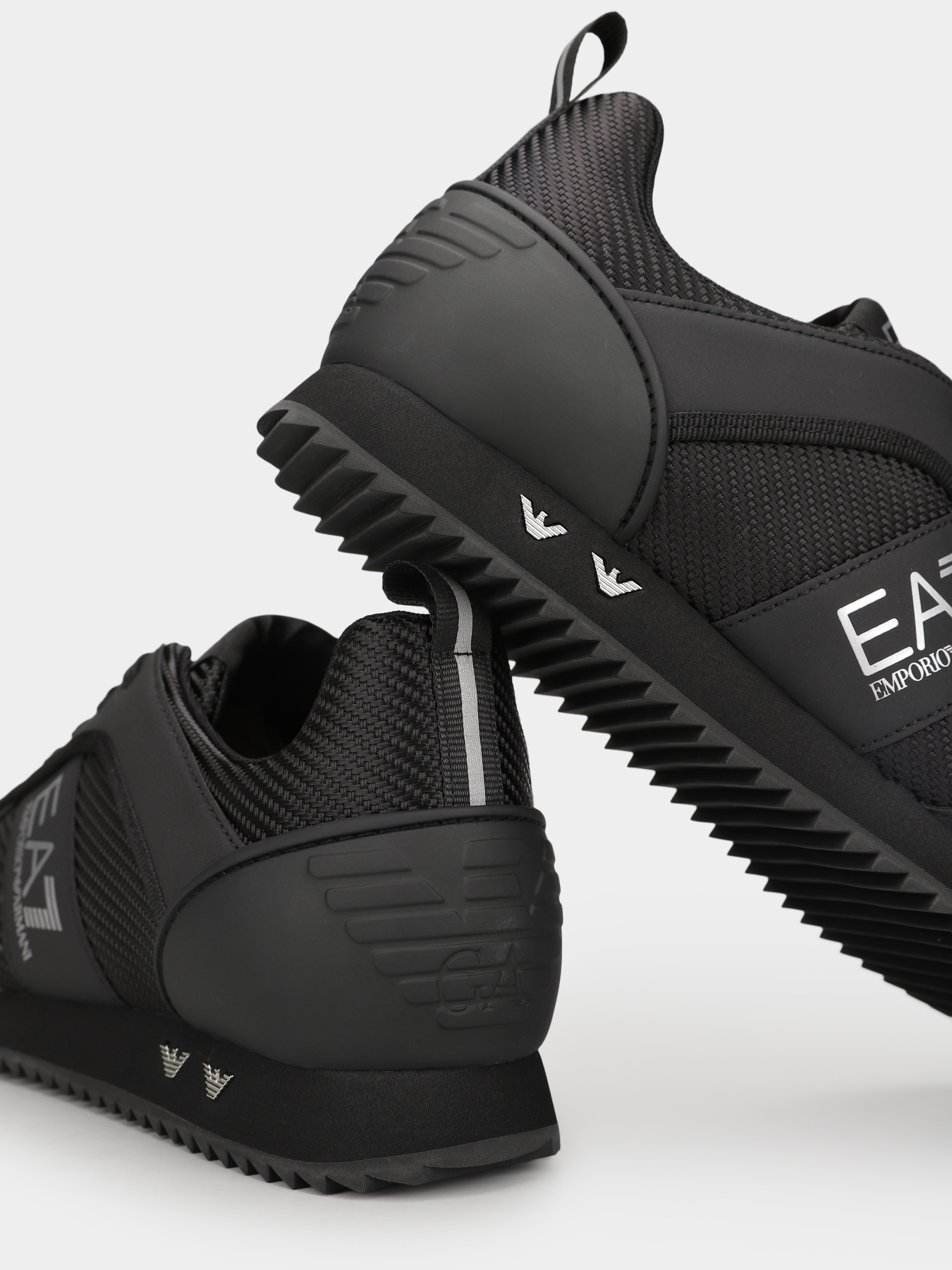 Кроссовки повседневные EA7 модель 7X000337-AF18613-MZ186 Фото